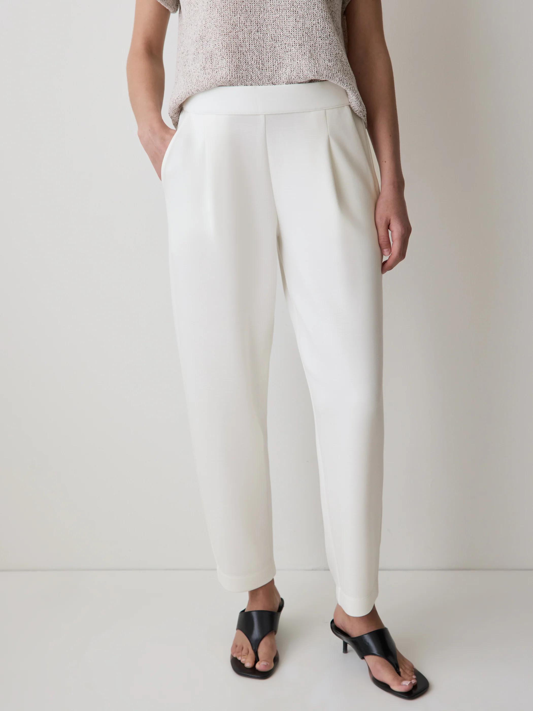 Barrel-Leg Lounge Pant - Image 13