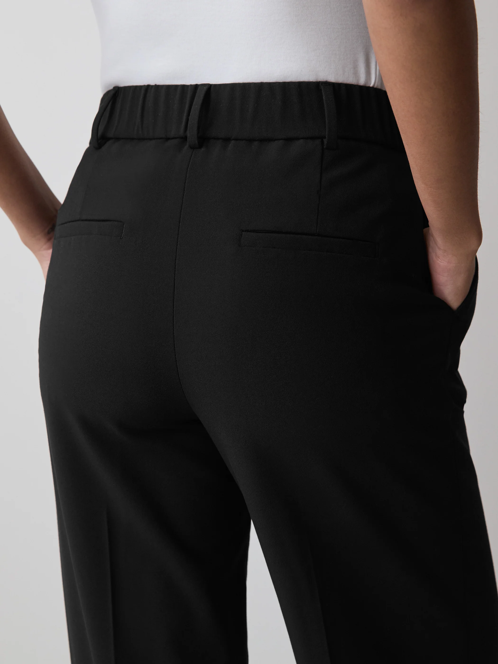 Black High-Rise Wide-Leg Pant - Image 4