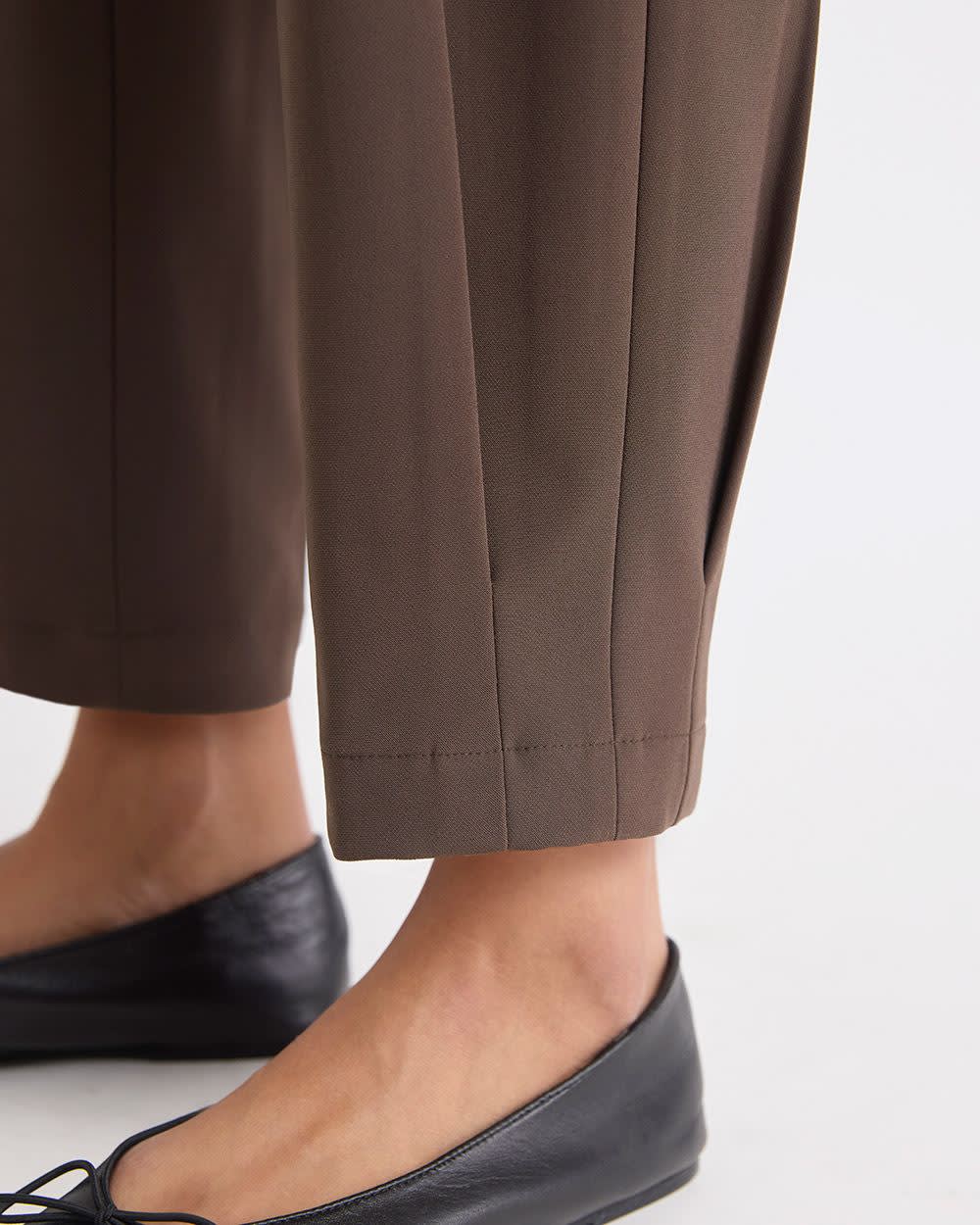 Mid-Rise Tapered-Leg Flowy Jogger Pant - Image 12