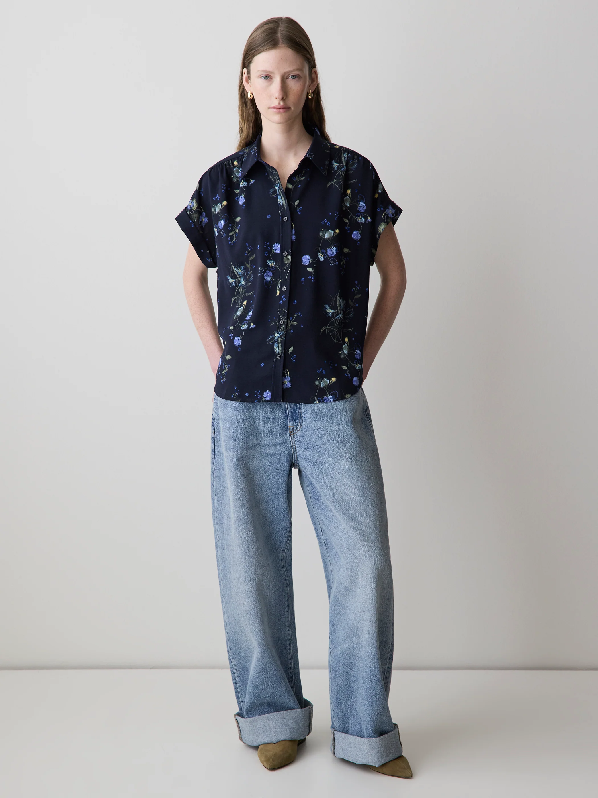 Short-Sleeve Buttoned-Down Blouse - Image 8