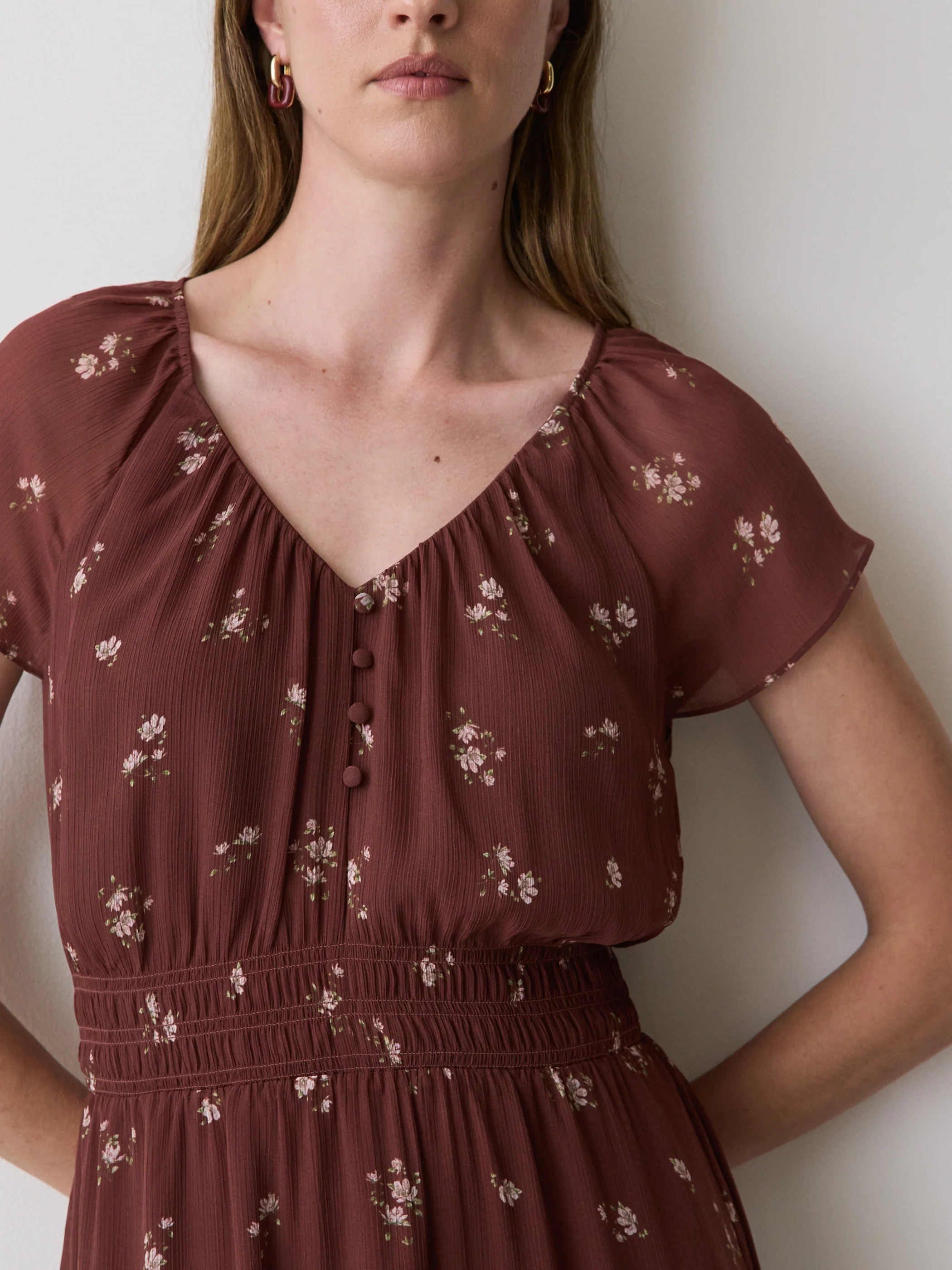 Fit-and-Flare Midi Dress with Short Flutter Sleeves - Image 9
