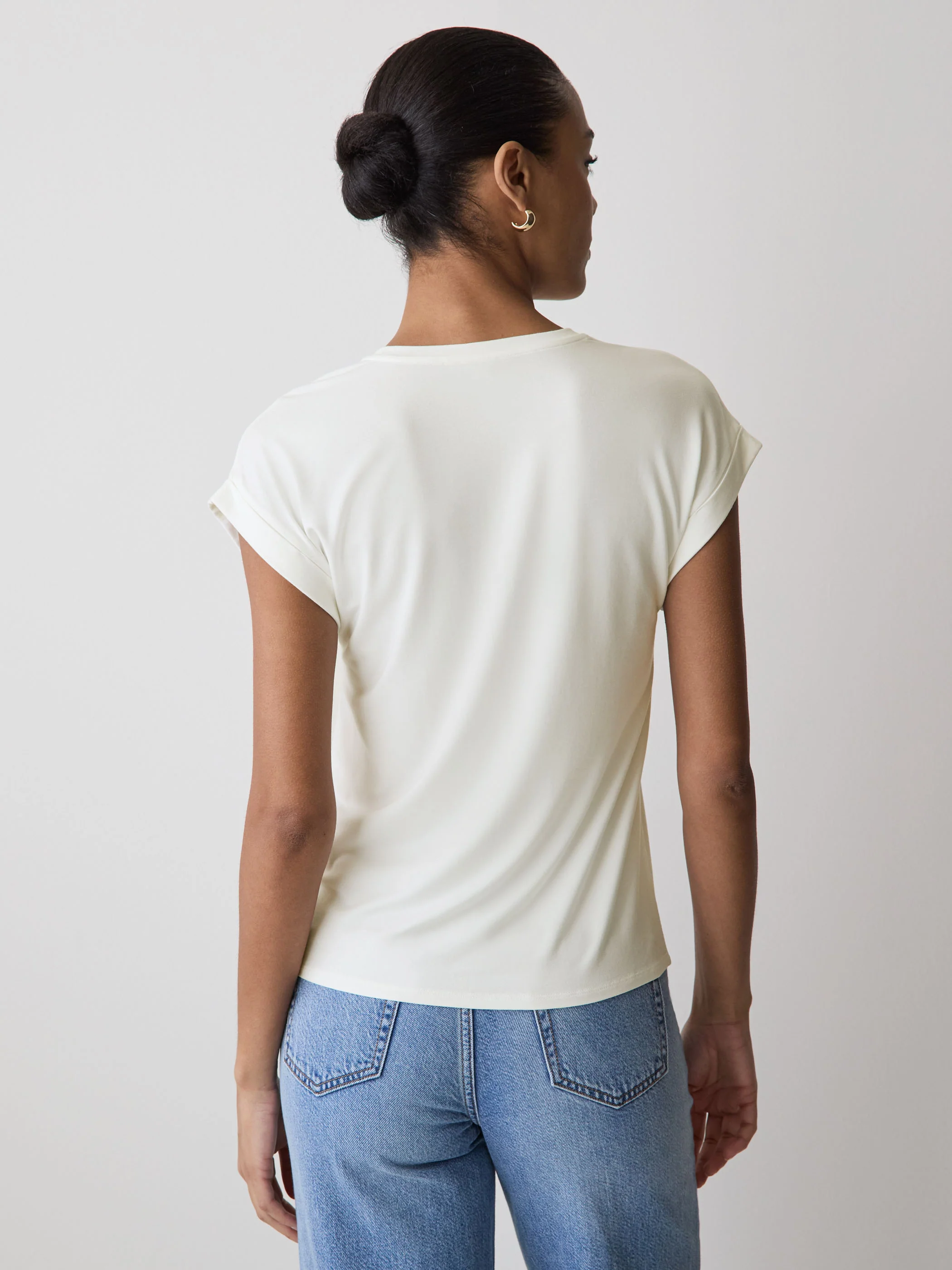 Extended-Sleeve Crew-Neck Tee - Image 18