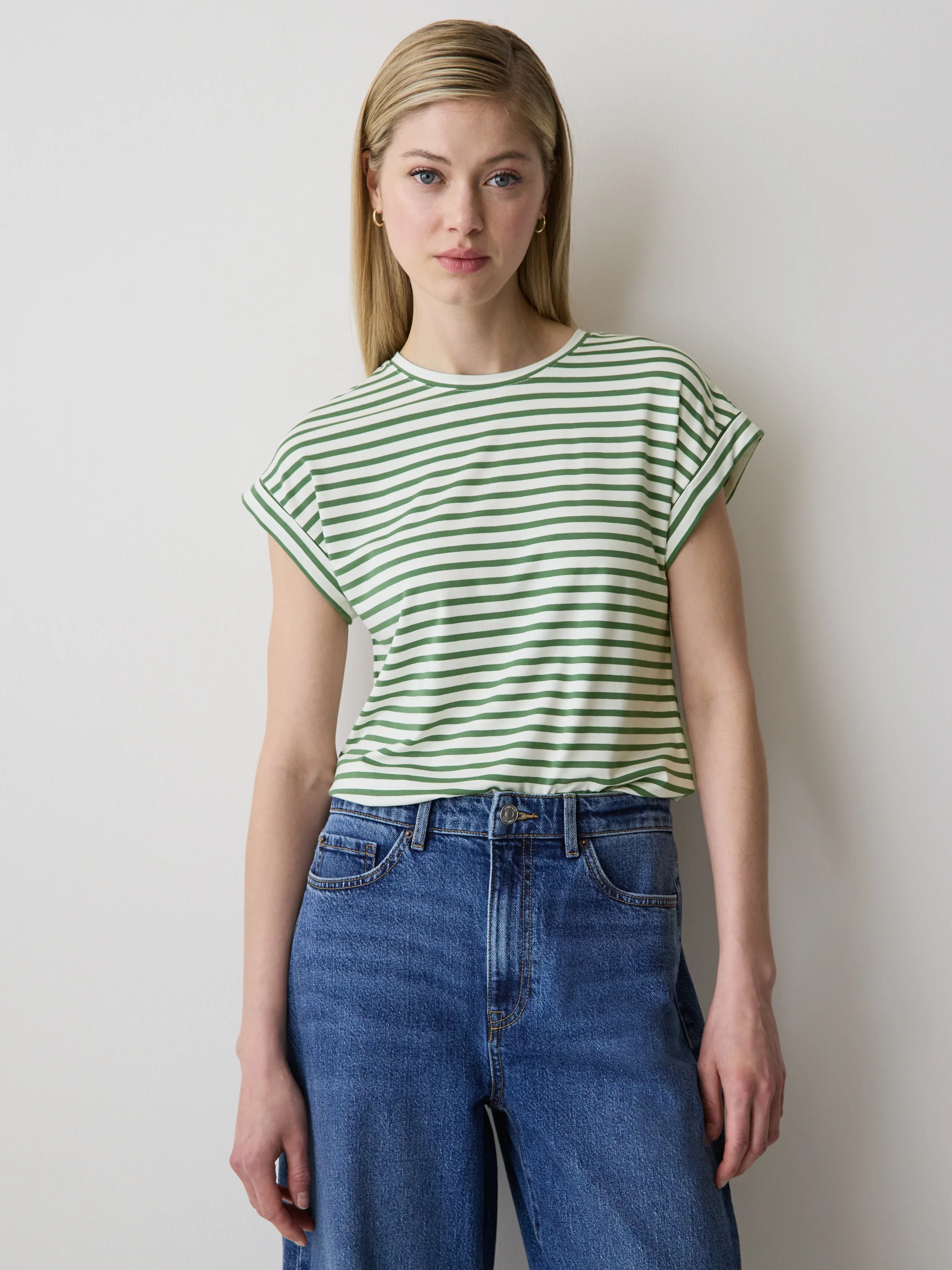Striped Extended-Sleeve Crew-Neck Tee - Image 11