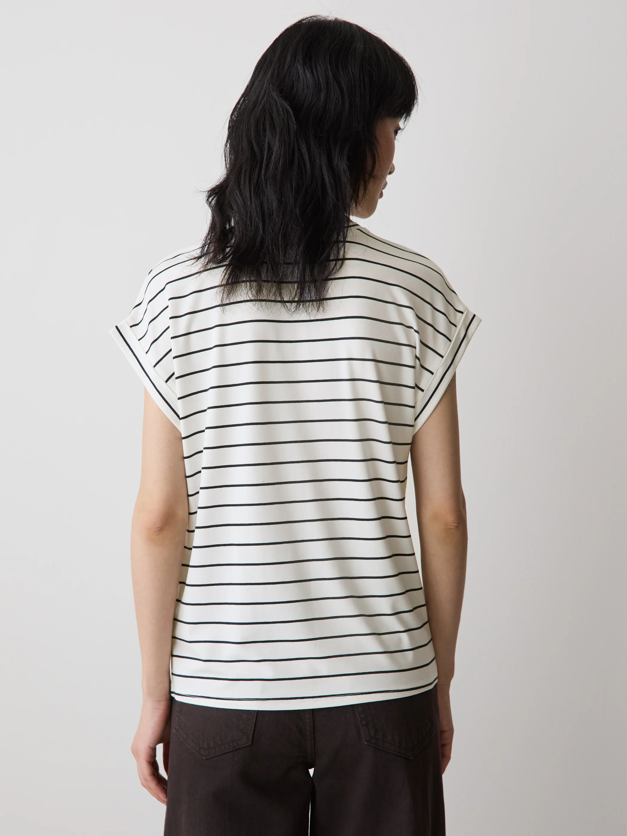 Striped Extended-Sleeve Crew-Neck Tee - Image 8