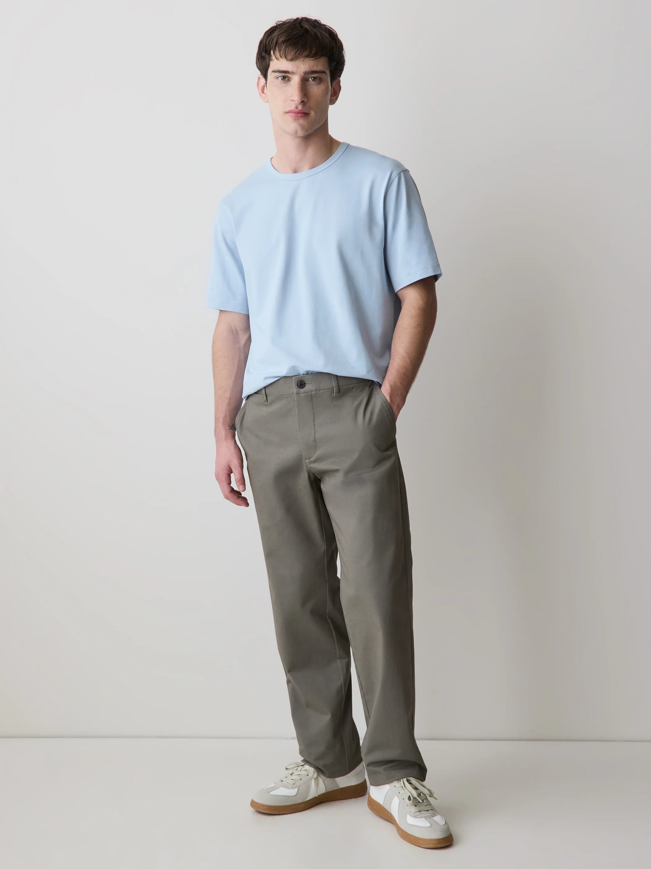Regular Fit Supima (R) Cotton Crew-Neck T-Shirt - Image 22