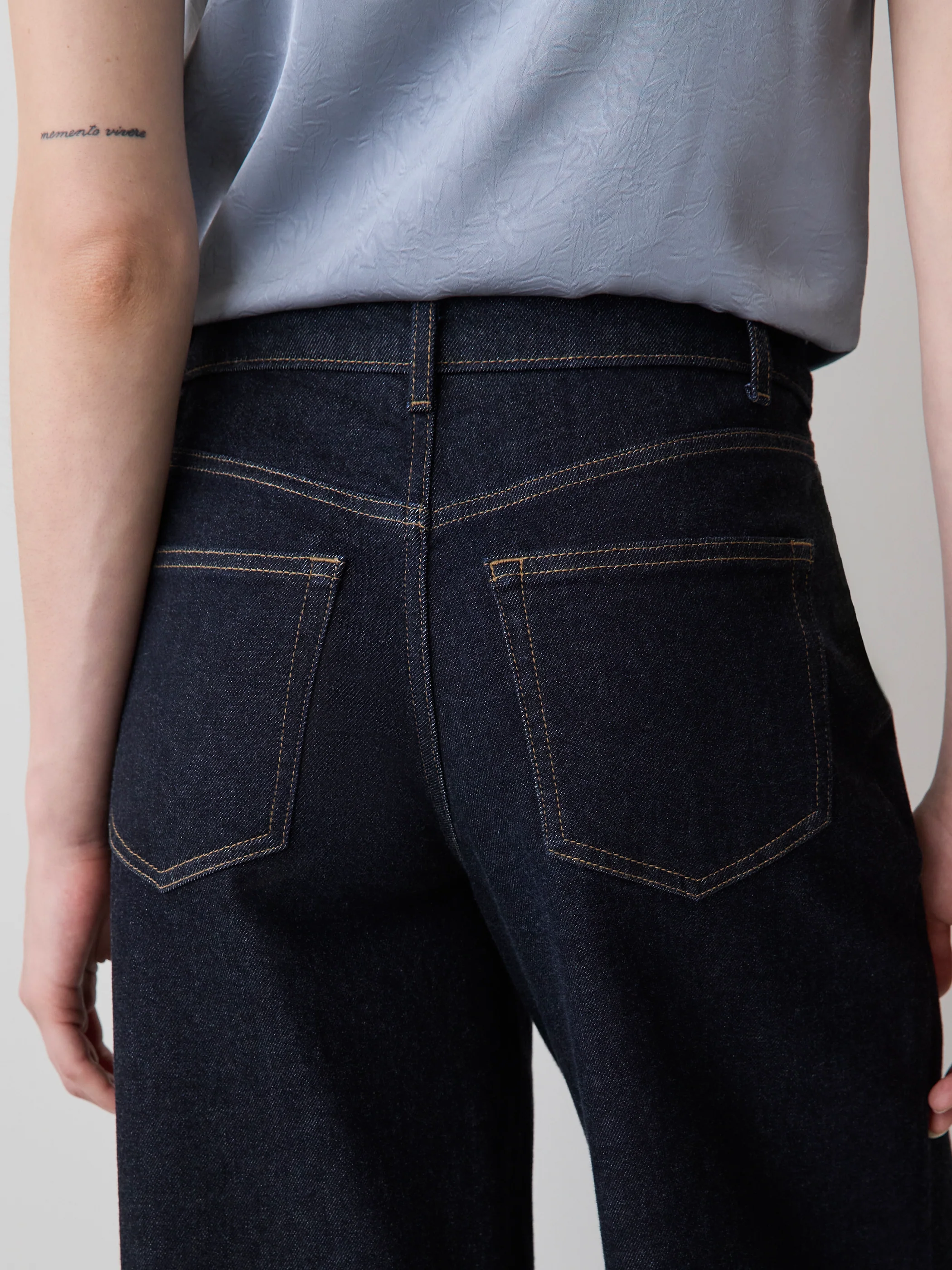 Dark-Wash High-Rise Ultra-Wide-Leg Jeans - Image 4
