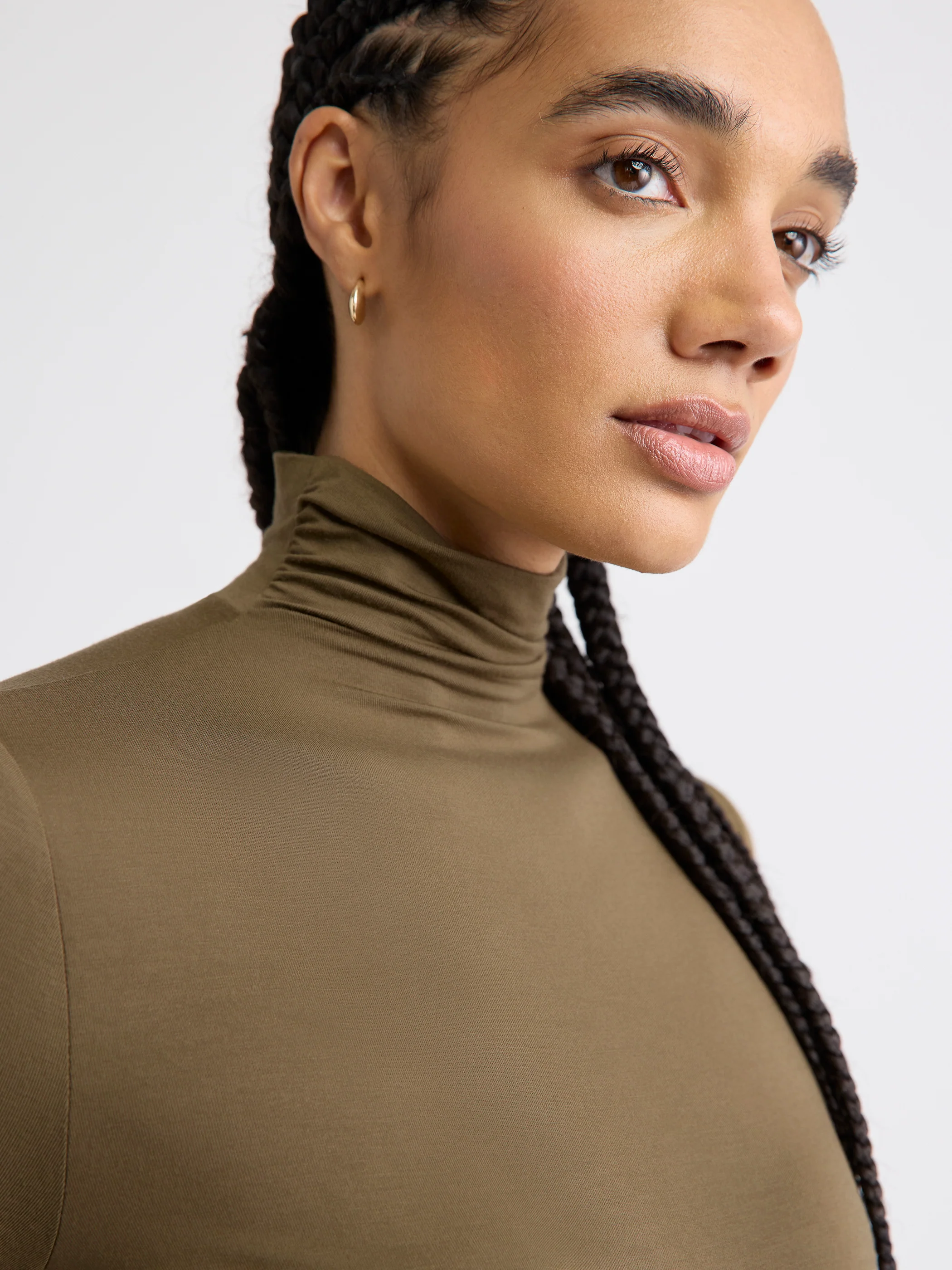 Fitted Long-Sleeve Mock-Neck Tee - Image 28
