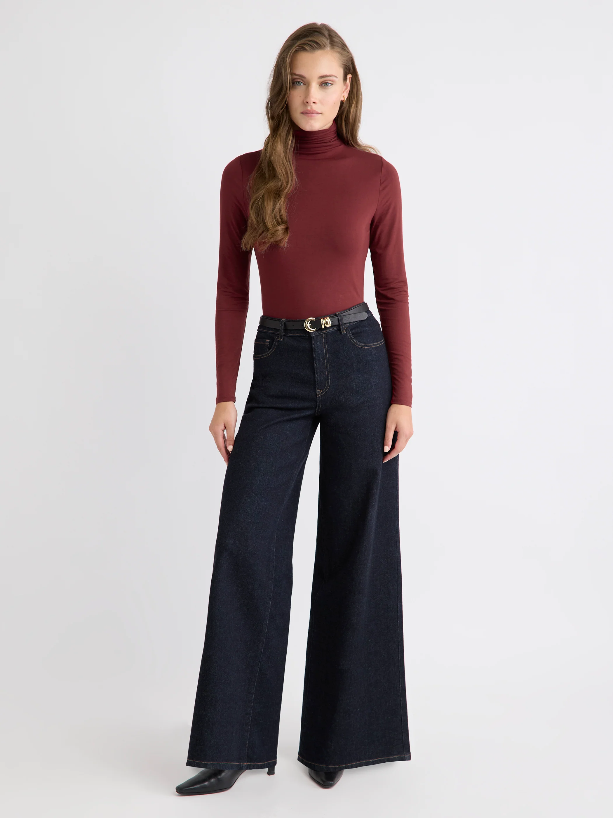 Fitted Long-Sleeve Mock-Neck Tee - Image 30