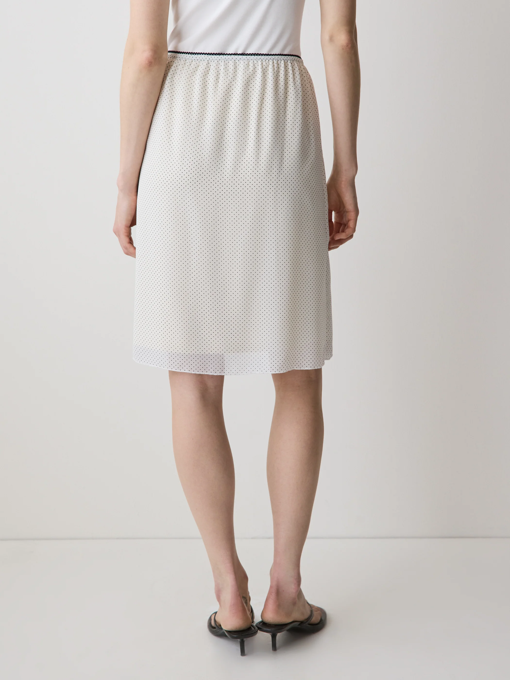 High-Rise Straight Chiffon Skirt - Image 3