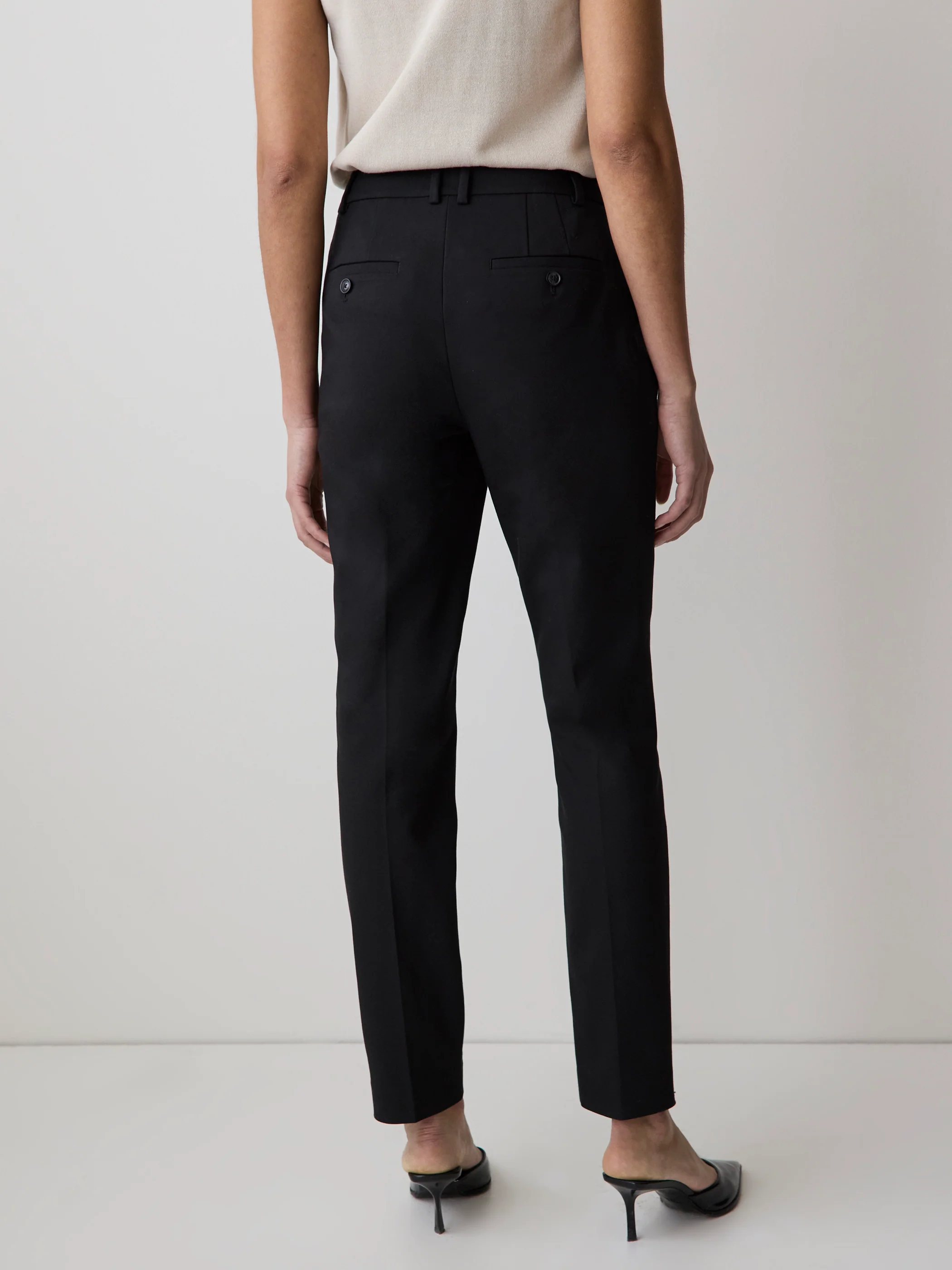 Limitless Black Mid-Rise Slim-Leg Curvy Ankle Pant - Image 3