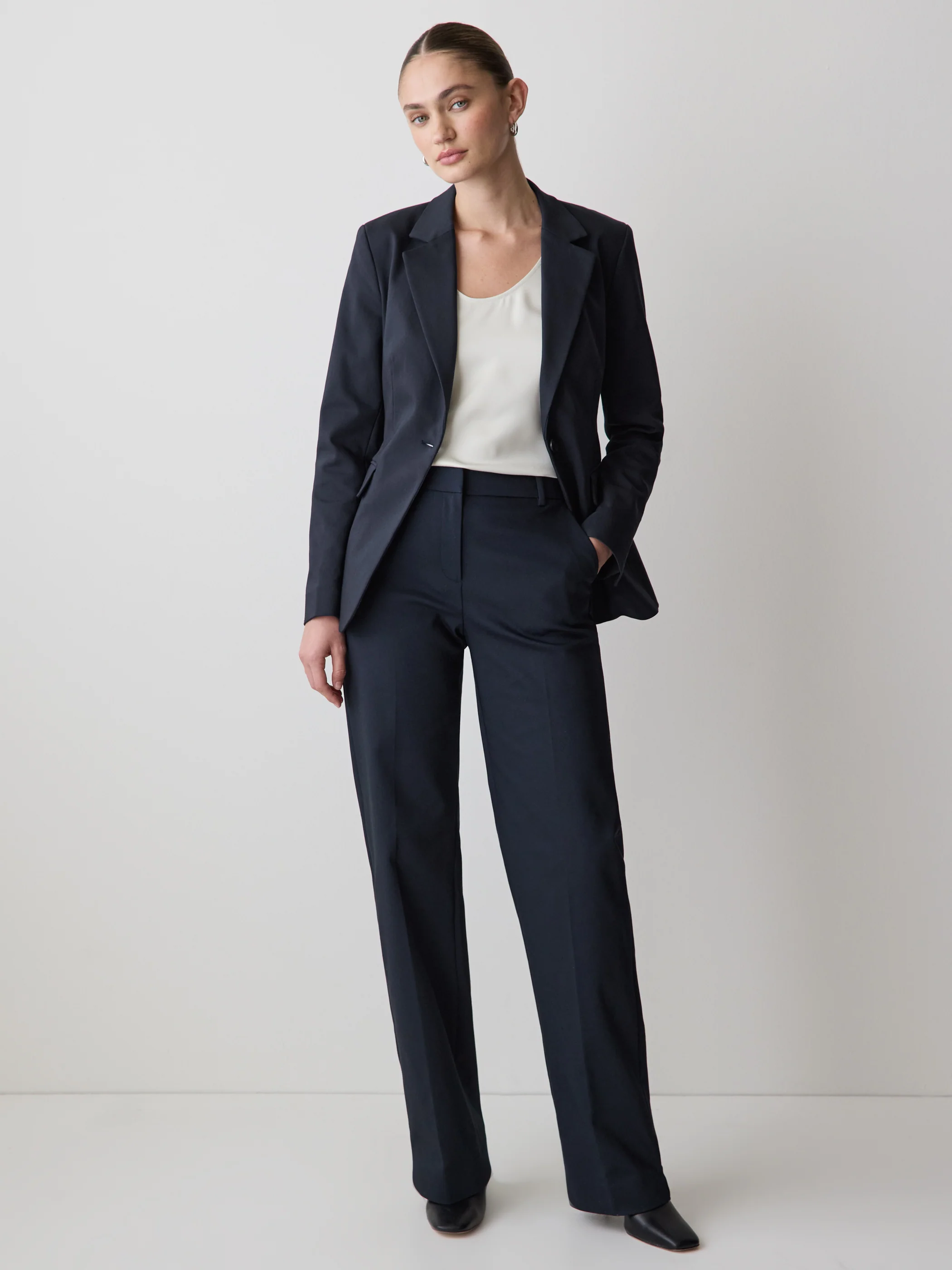 Limitless High-Rise Wide-Leg Signature Fit Pant - Image 8