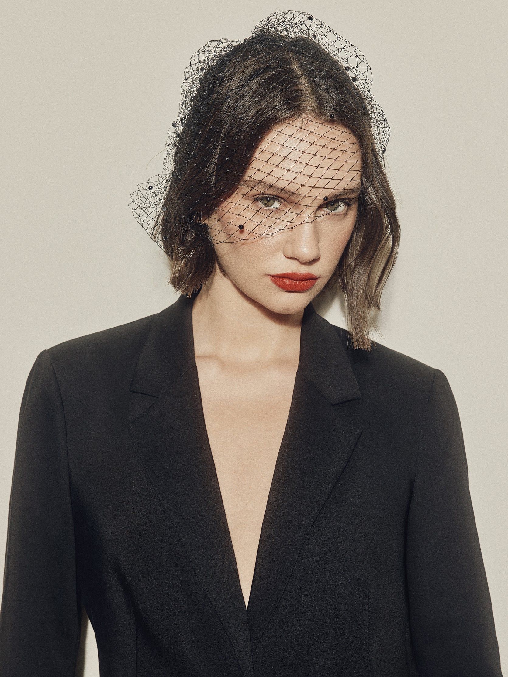 Limitless One-Button Fitted Blazer - Image 3