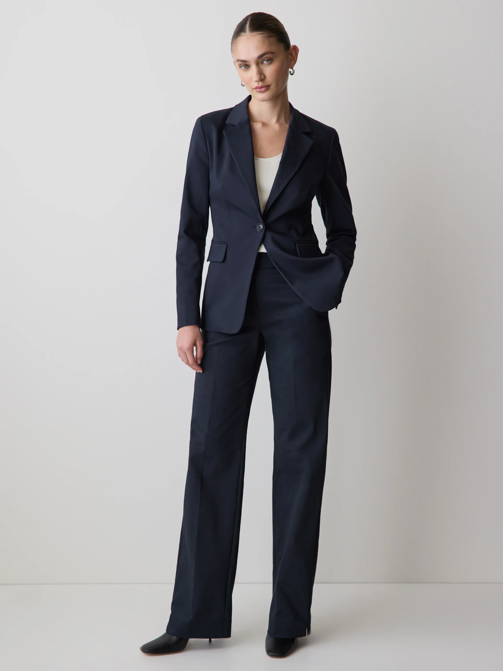 Limitless One-Button Fitted Blazer - Image 8