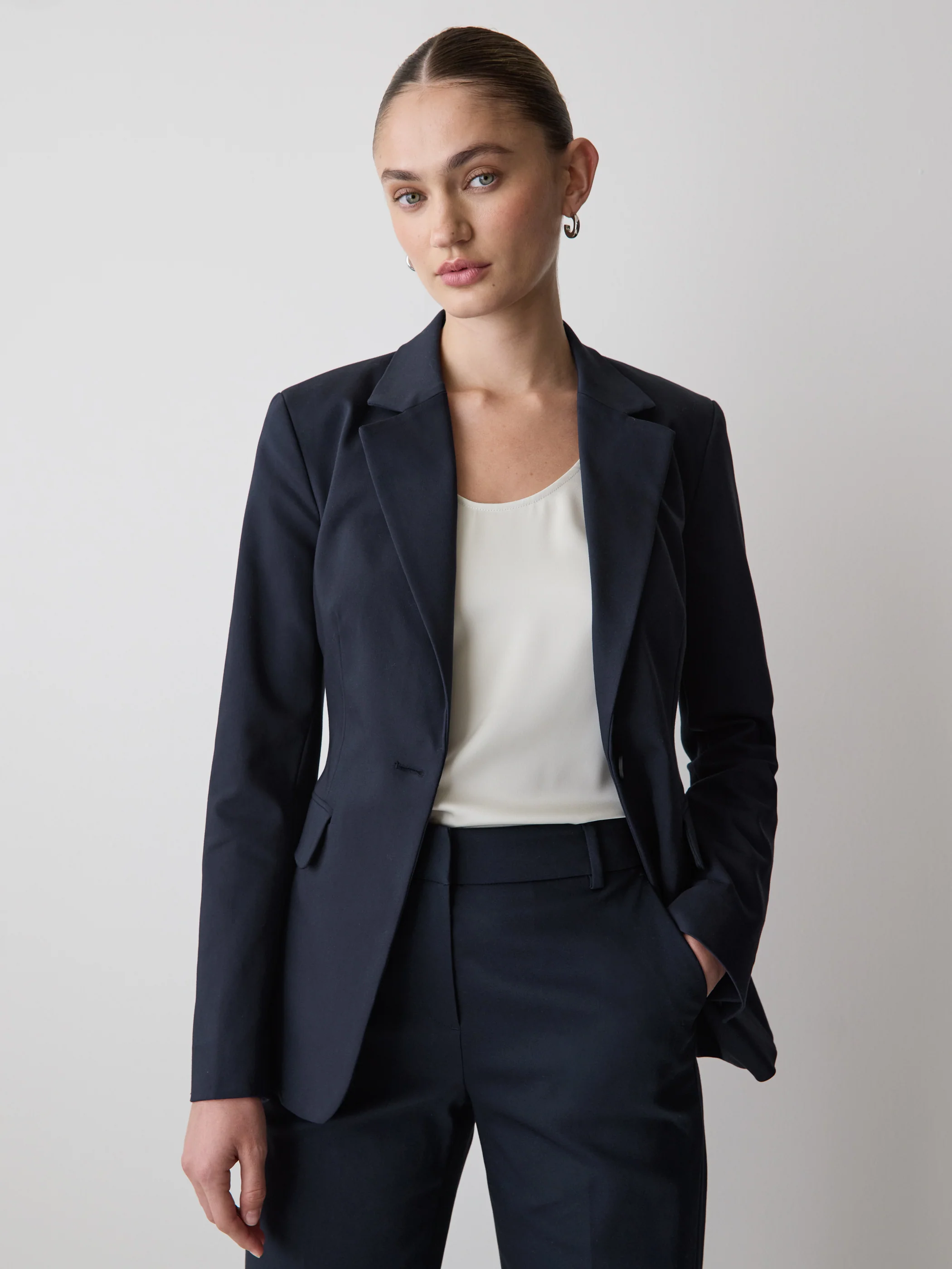 Limitless One-Button Fitted Blazer - Image 9