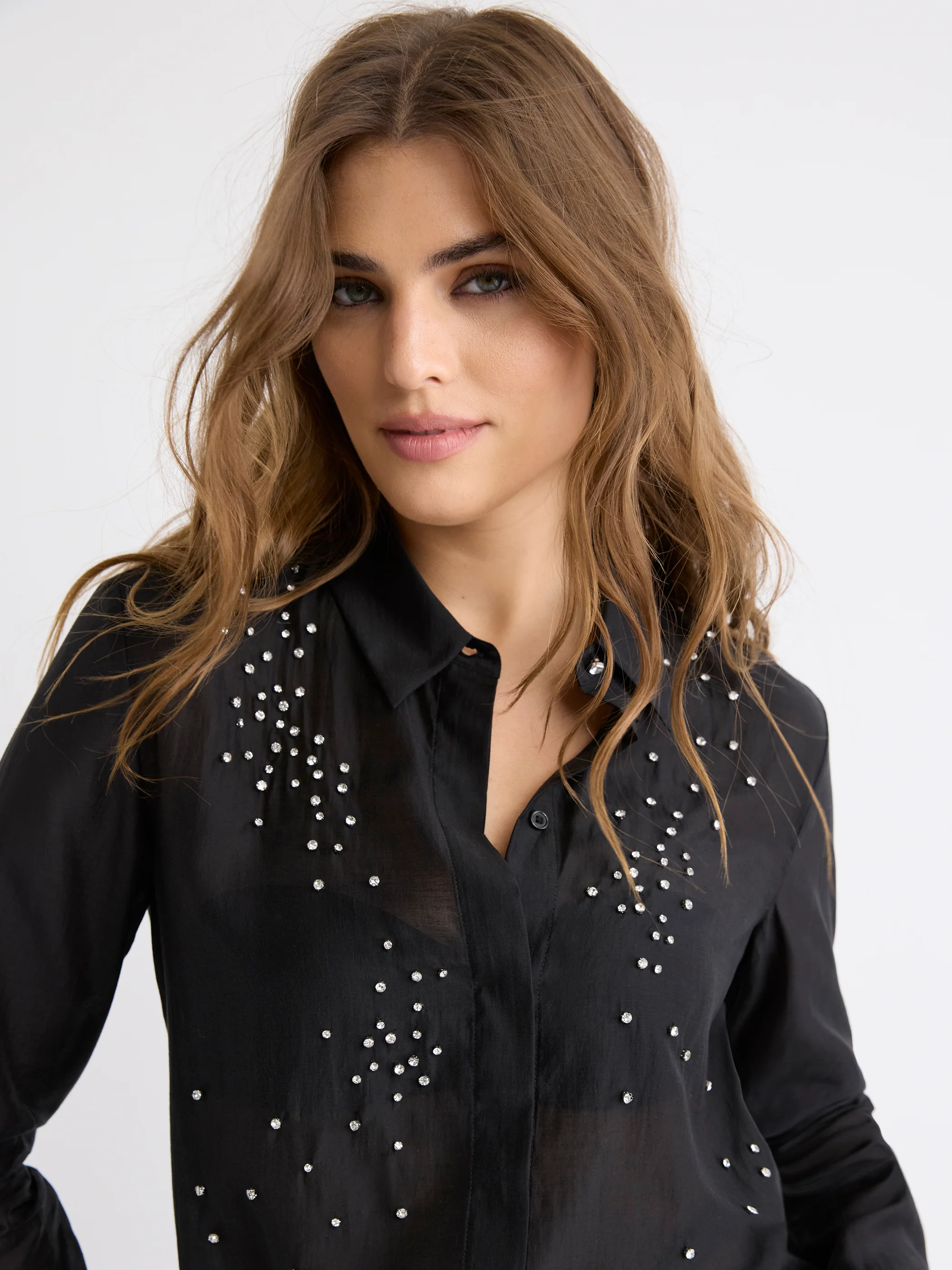 Long-Sleeve Buttoned-Down Blouse with Rhinestones - Image 4