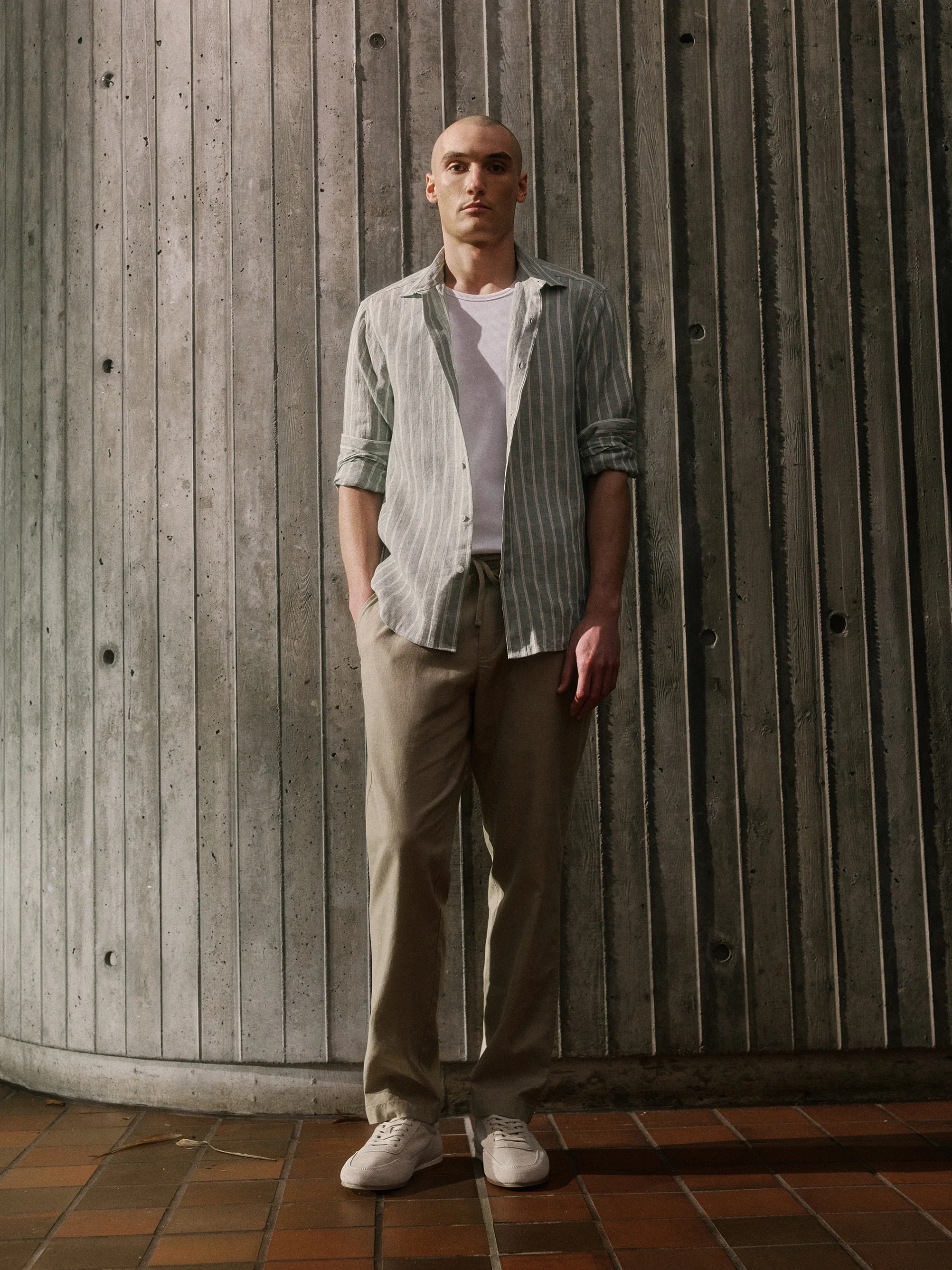 Striped Long-Sleeve Linen Shirt - Image 7