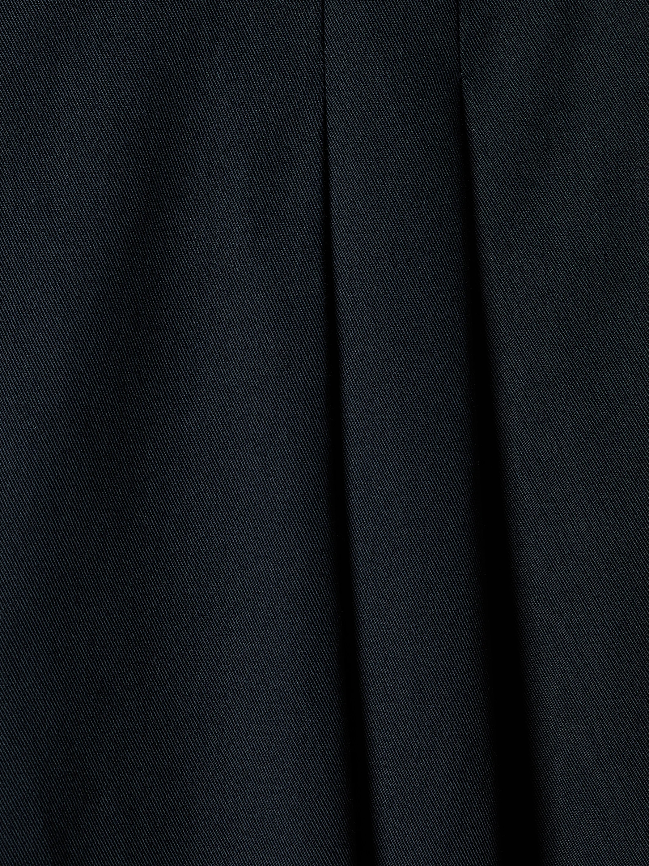 Loose Straight-Leg Pleated Chino Pant - Image 10