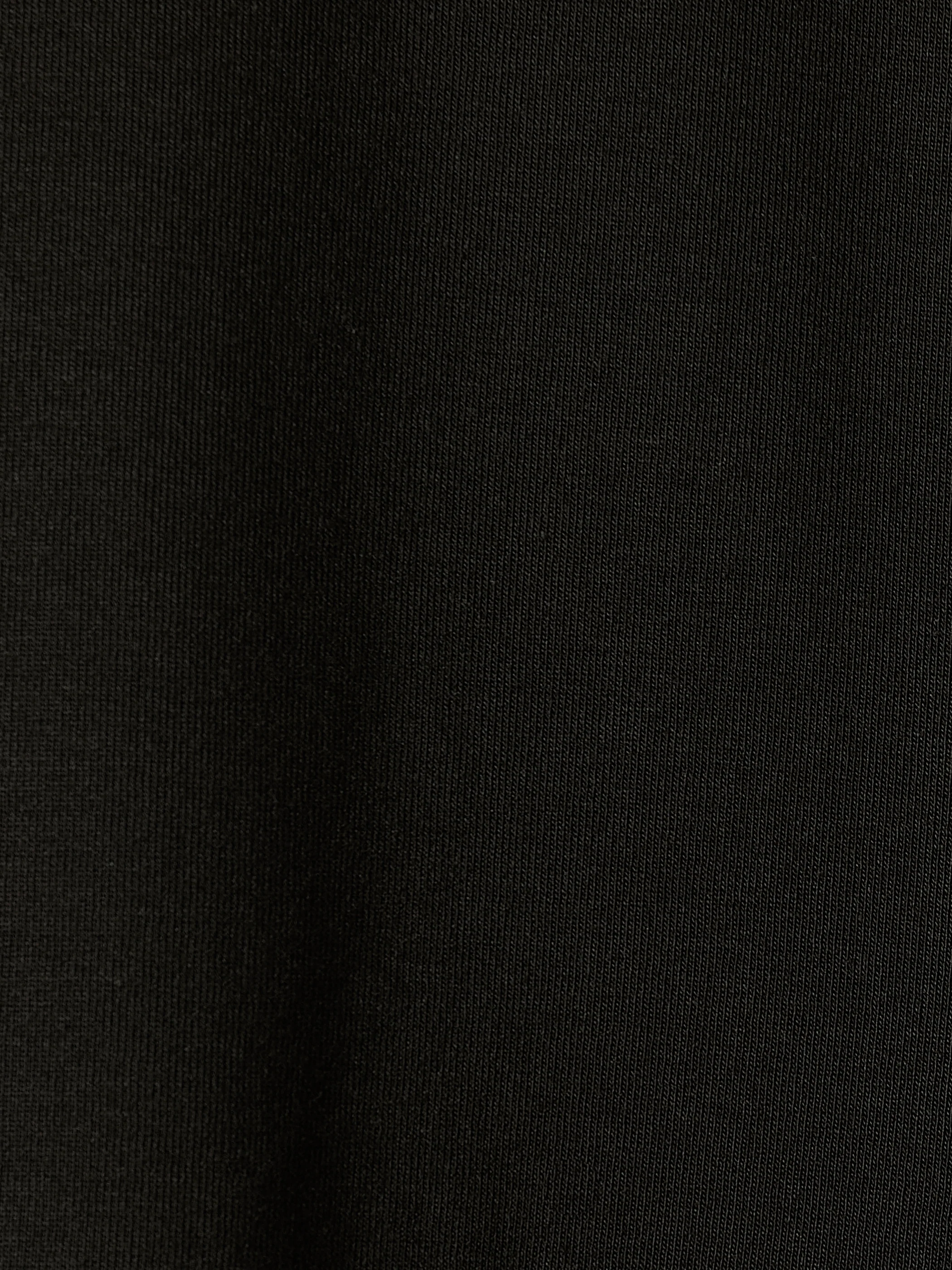 Luxe Knit Long-Sleeve Crew-Neck Fitted Ribbed Tee - Image 4