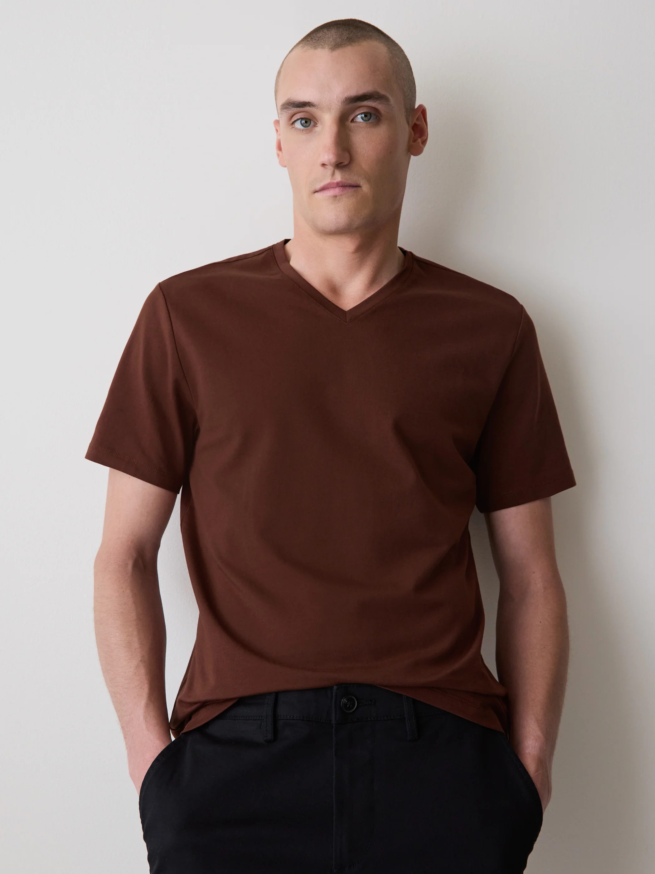 Supima (R) Cotton V-Neck T-Shirt - Image 10