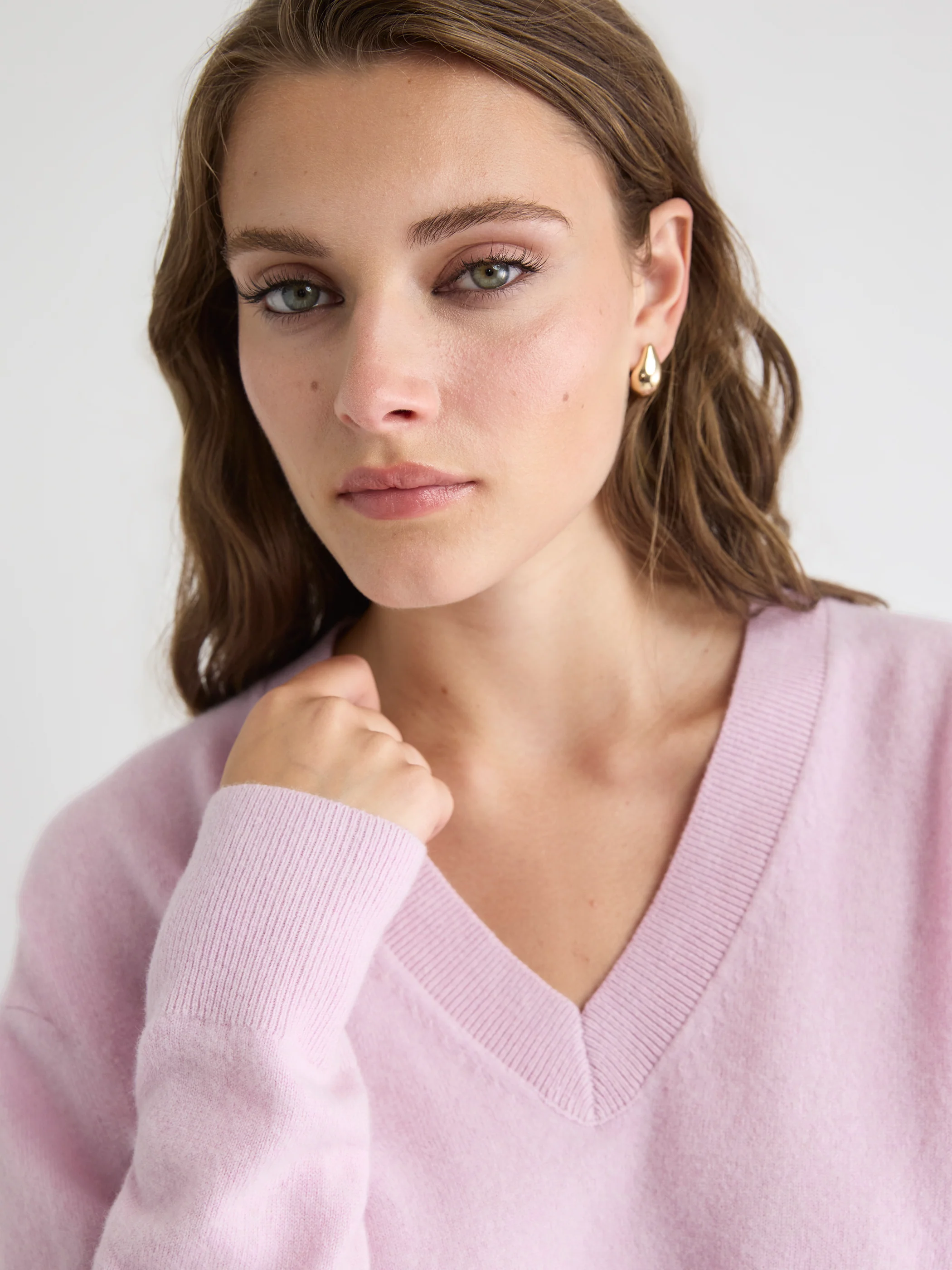 Merino Wool V-Neck Drop Shoulder Sweater - Image 16