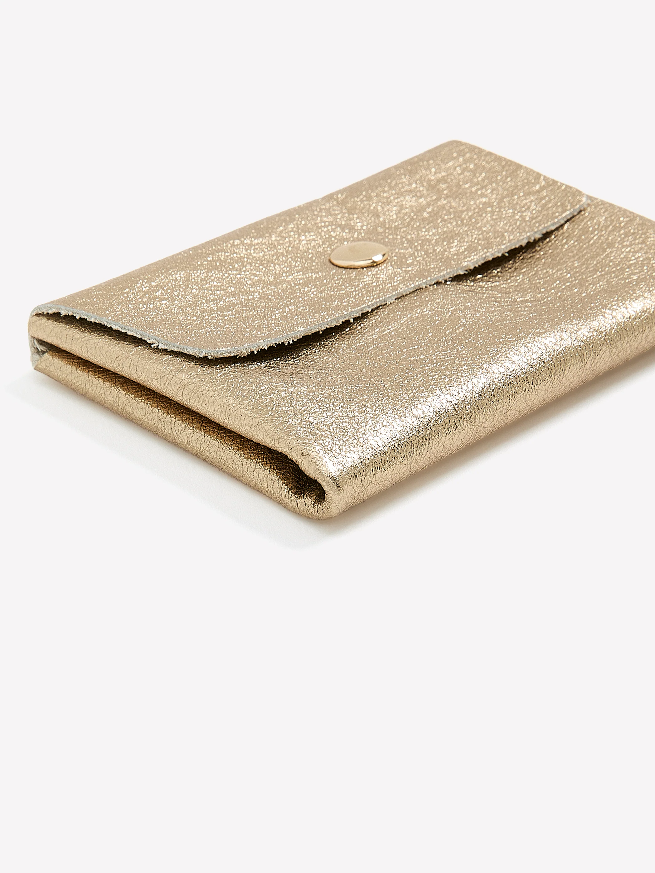 Minimalist Leather Wallet - Image 12
