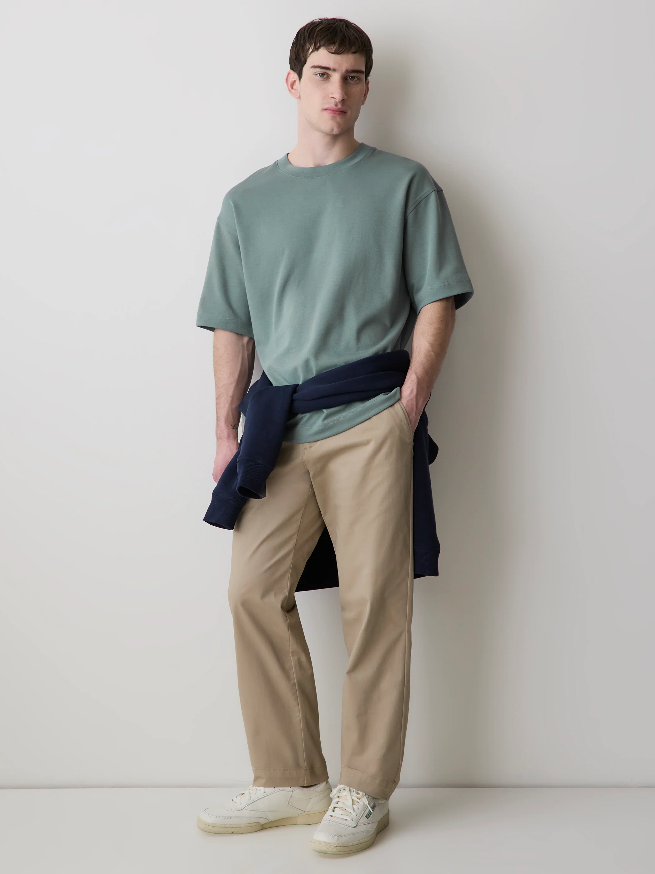 Oversized Short-Sleeve Crew-Neck Tee - Image 17