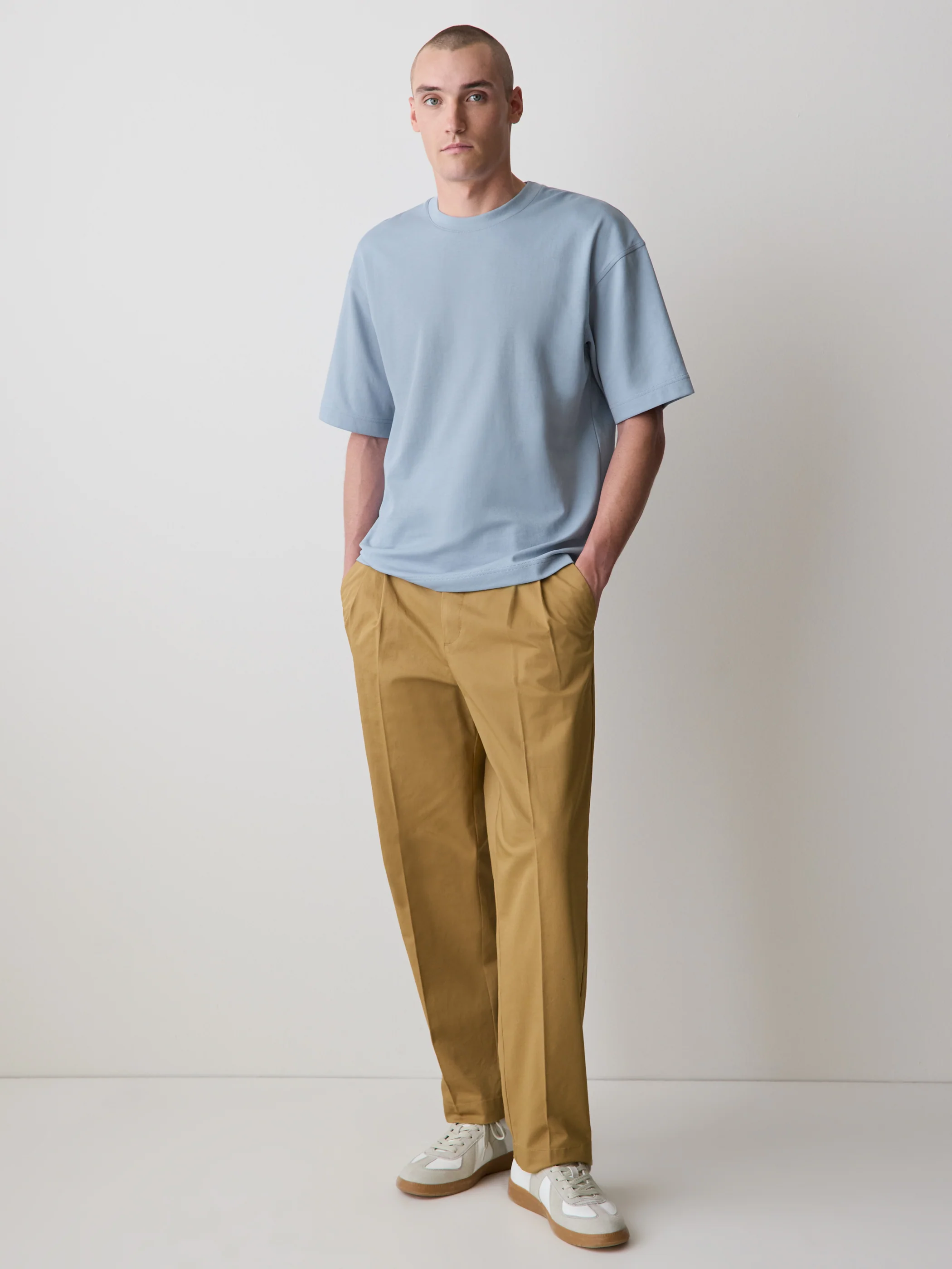 Oversized Short-Sleeve Crew-Neck Tee - Image 32