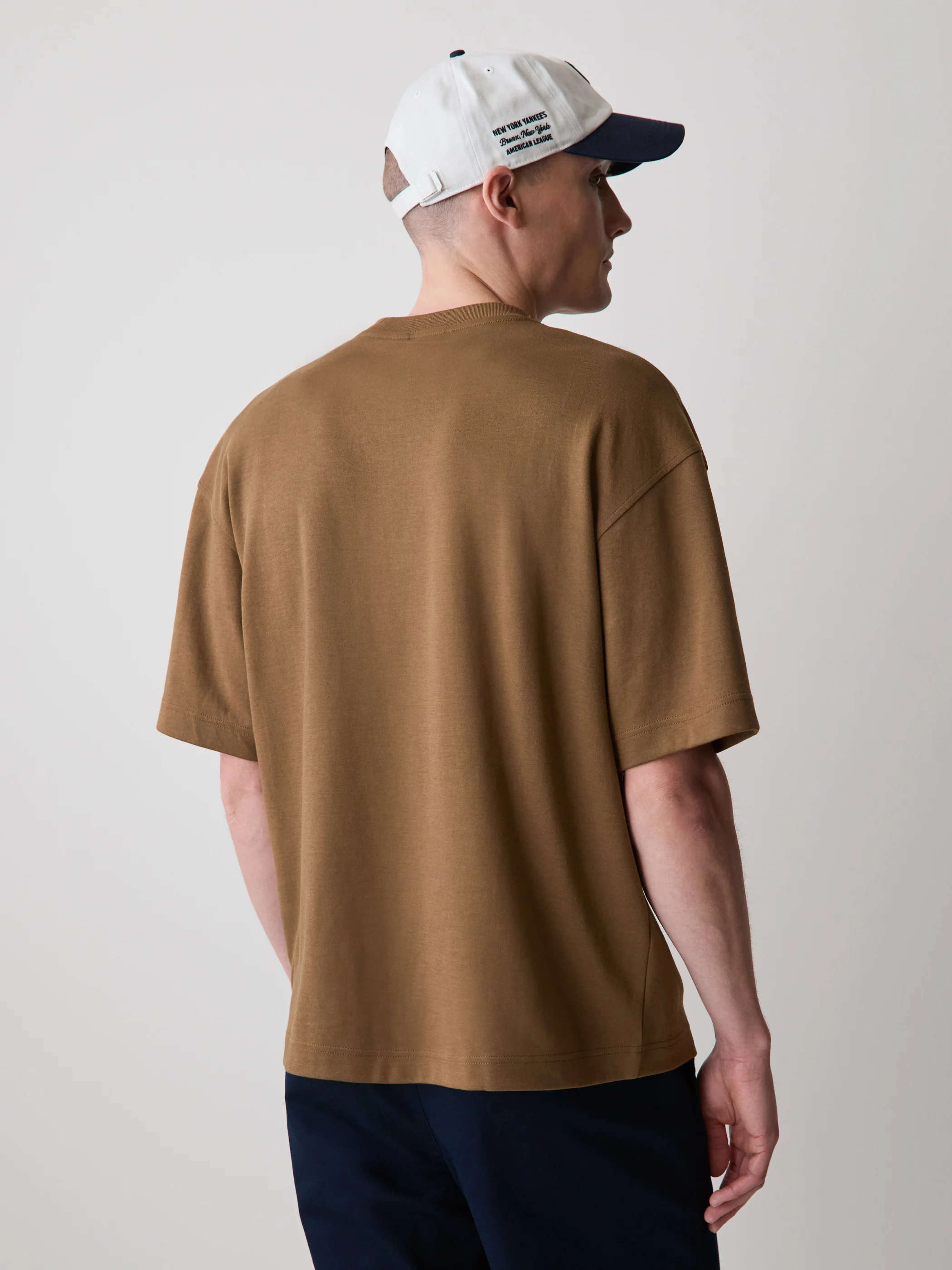 Oversized Short-Sleeve Crew-Neck Tee - Image 36
