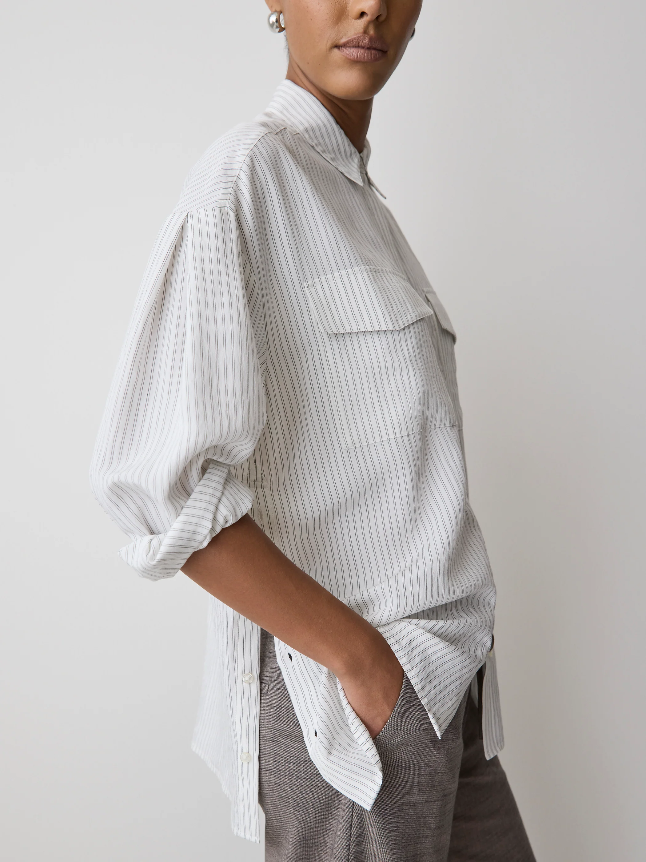 Striped Long-Sleeve Buttoned-Down Blouse with Pockets - Image 4