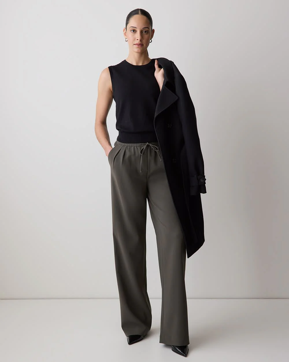 Sleeveless Scoop-Neck Sweater - Image 12