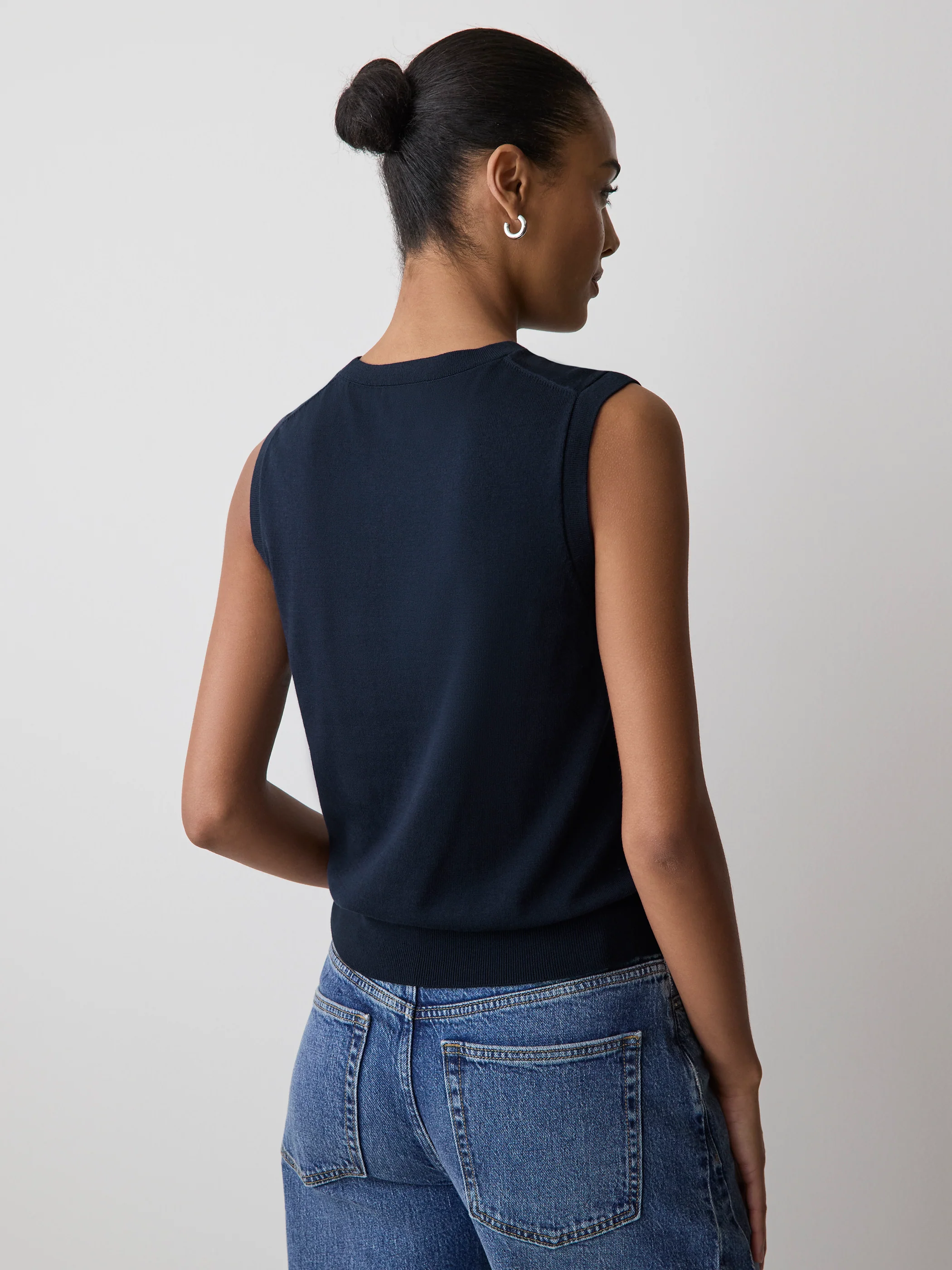 Sleeveless Scoop-Neck Sweater - Image 3