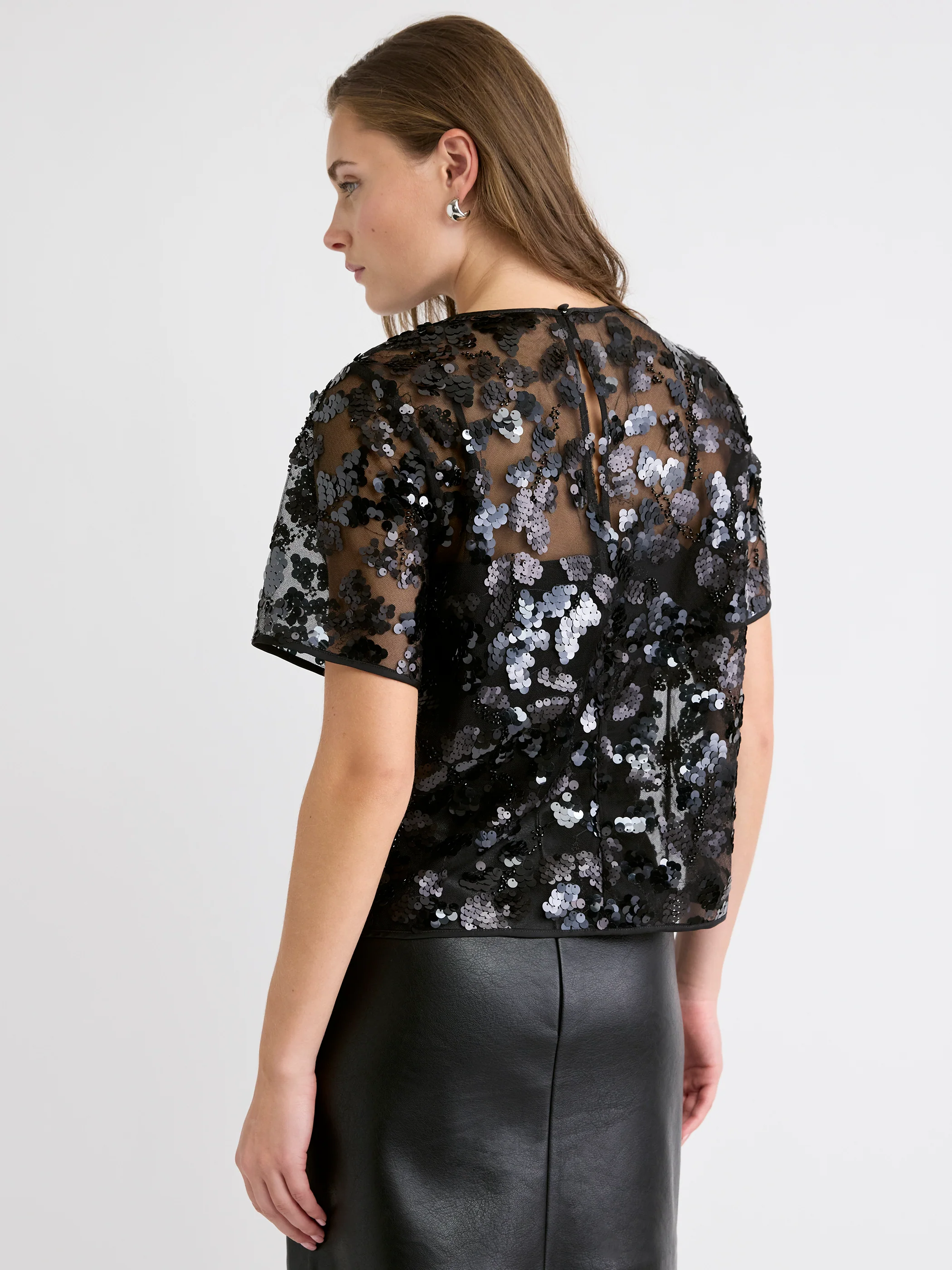 Short-Sleeve Crew-Neck Sequins Popover Blouse - Image 3