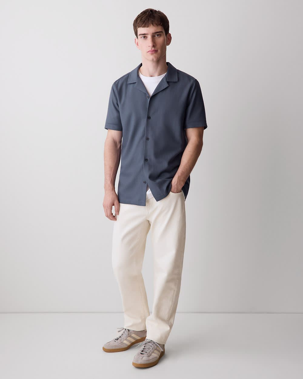 Short-Sleeve Herringbone Shirt with Camp Collar - Image 17