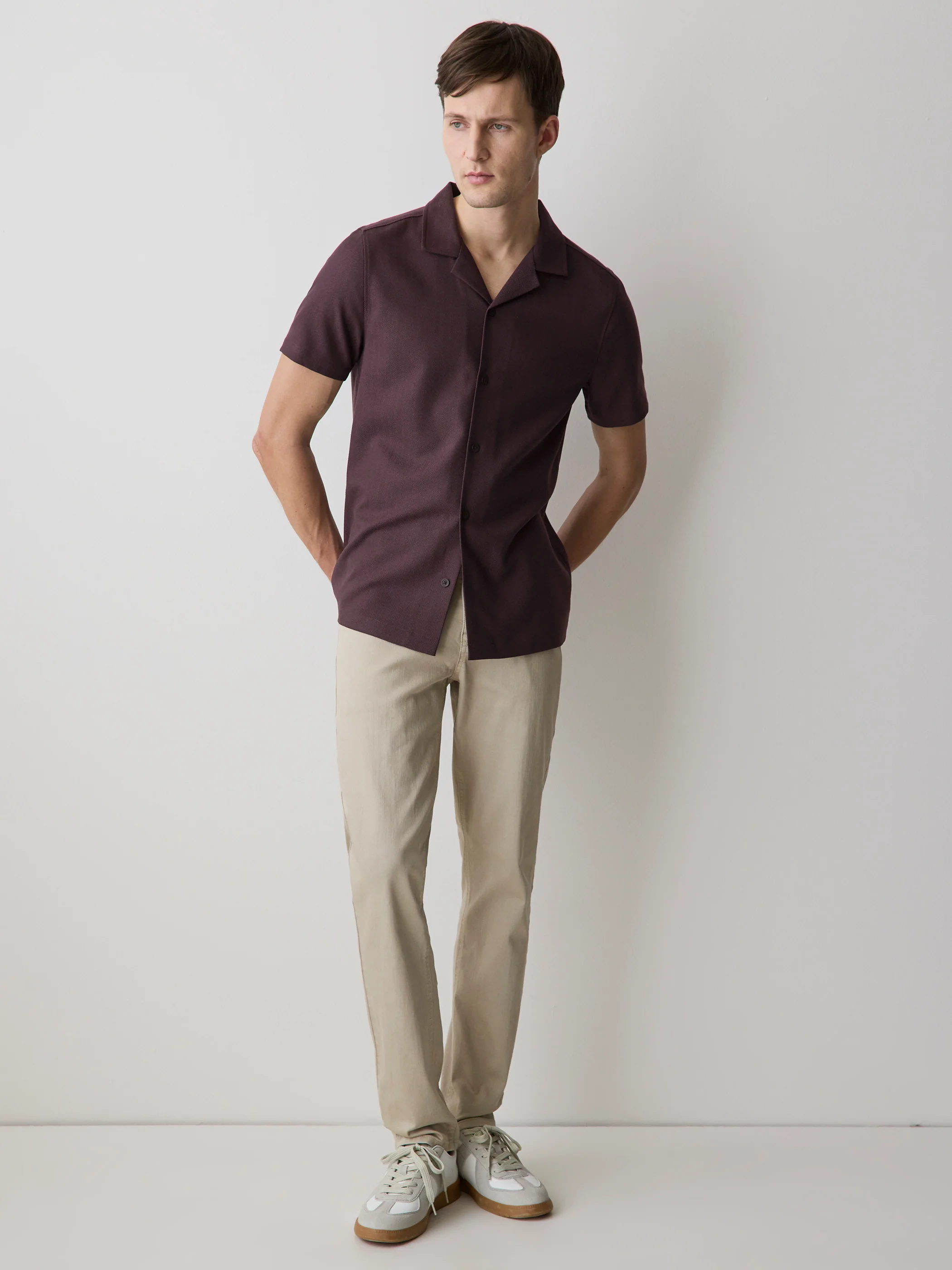 Short-Sleeve Herringbone Shirt with Camp Collar - Image 7