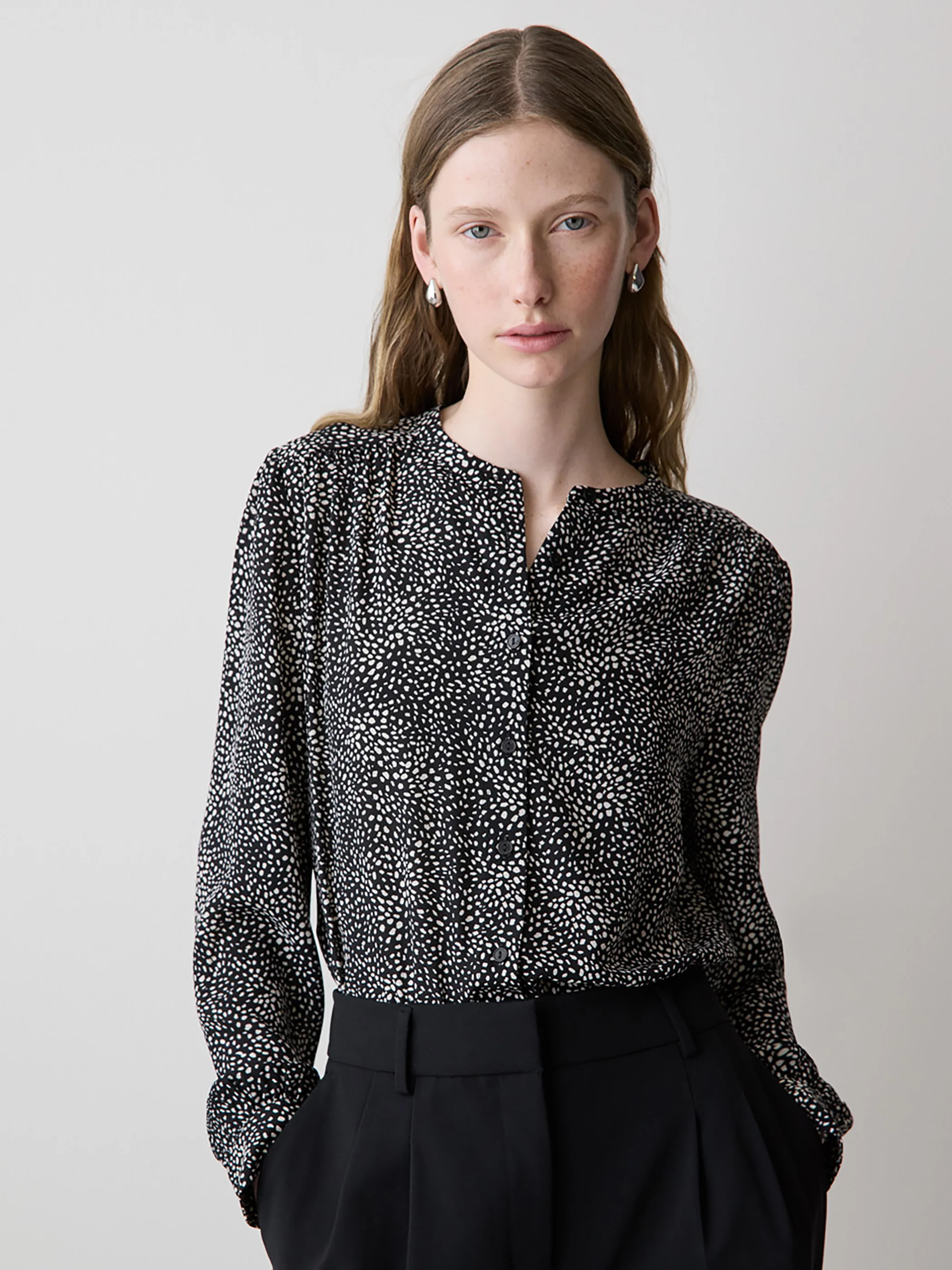 Silky Crepe Long-Sleeve Buttoned-Down Blouse - Image 7