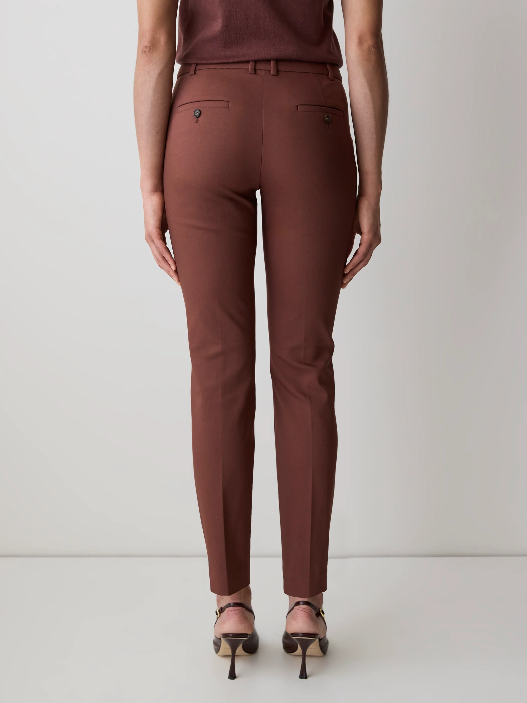 Limitless Mid-Rise Slim-Leg Signature Fit Pant - Image 3