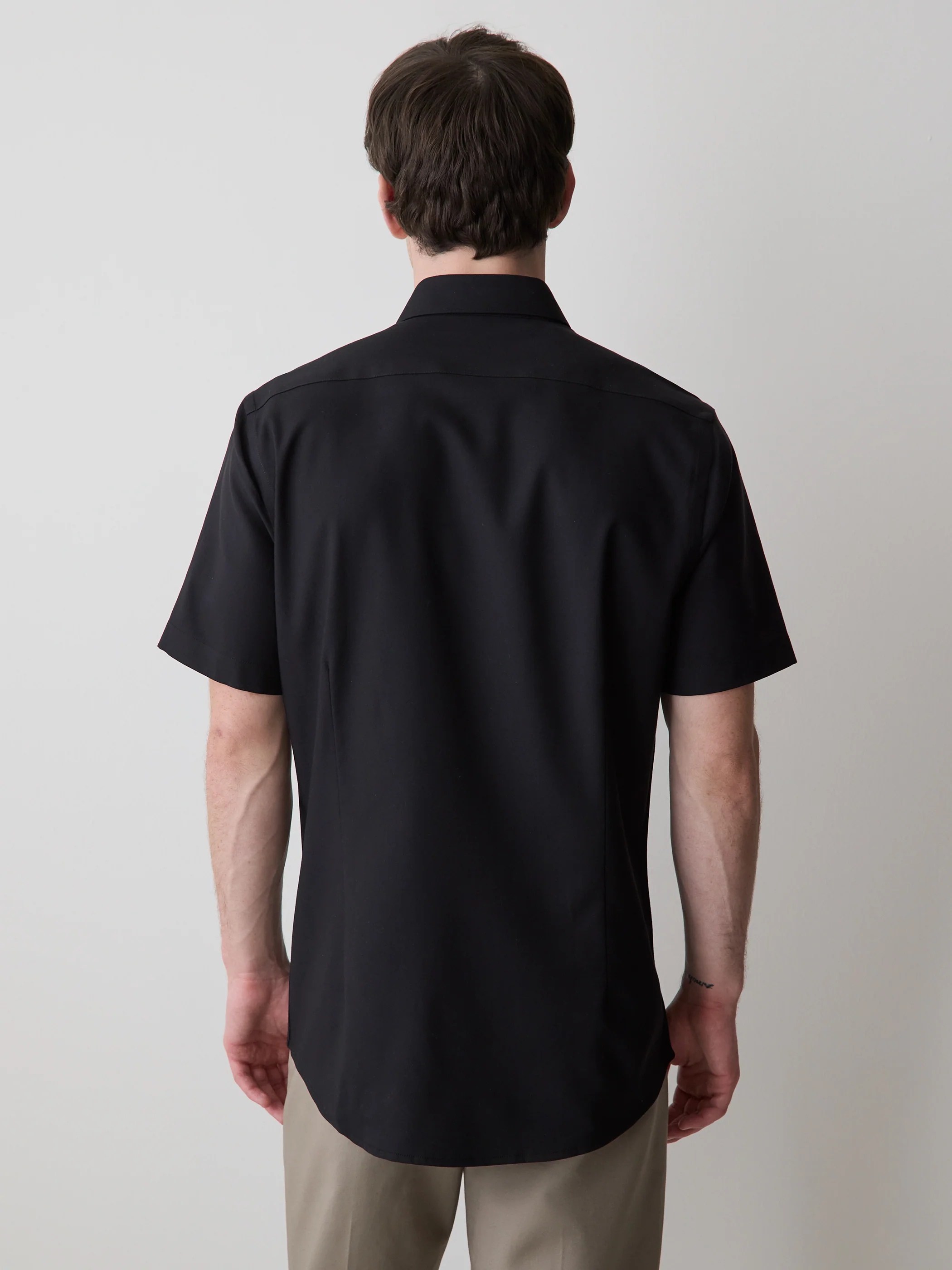Short-Sleeve Slim Fit Knit-Like Dress Shirt - Image 3