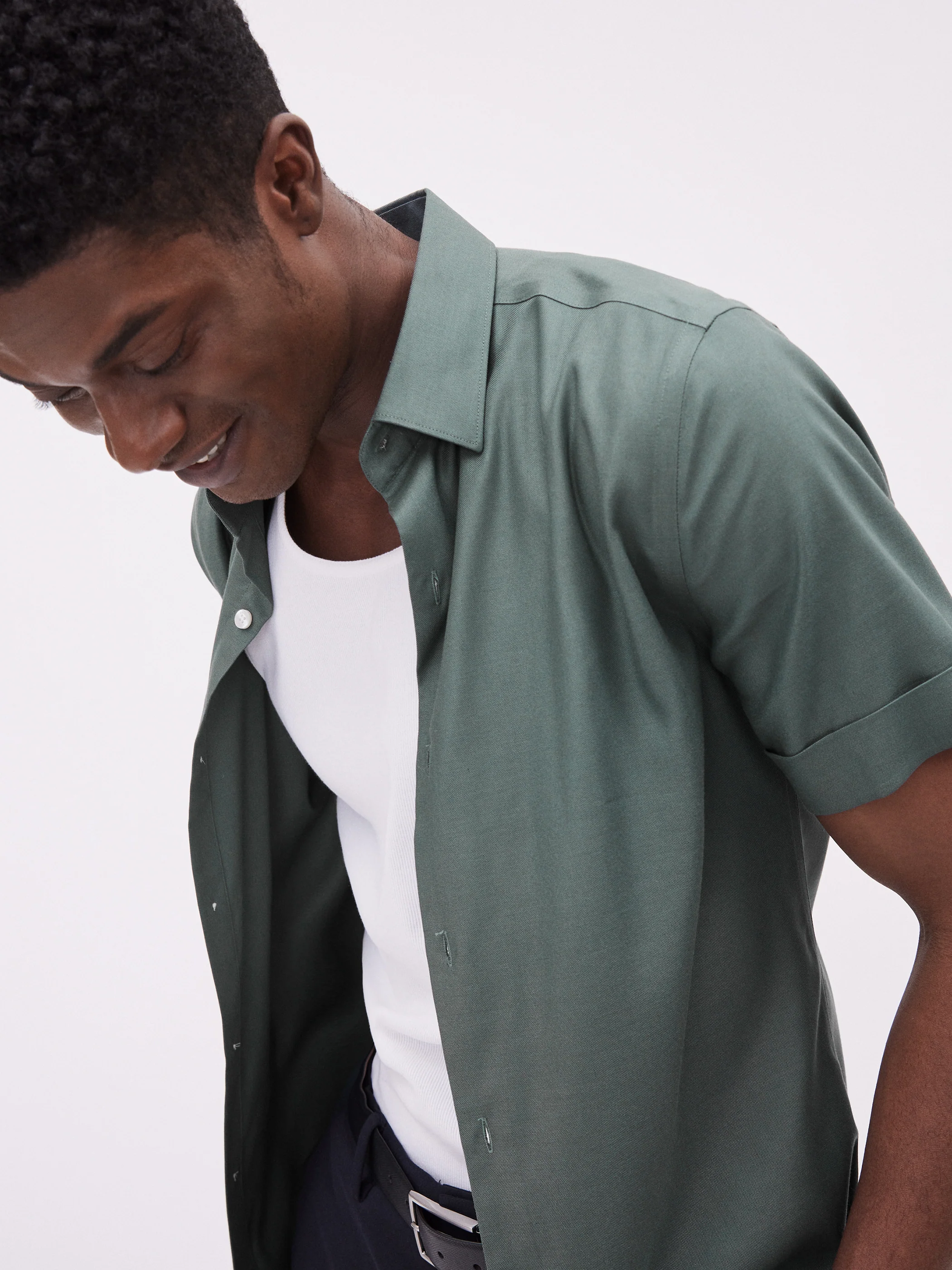 Slim Fit Performance Short Sleeve Shirt - Image 10