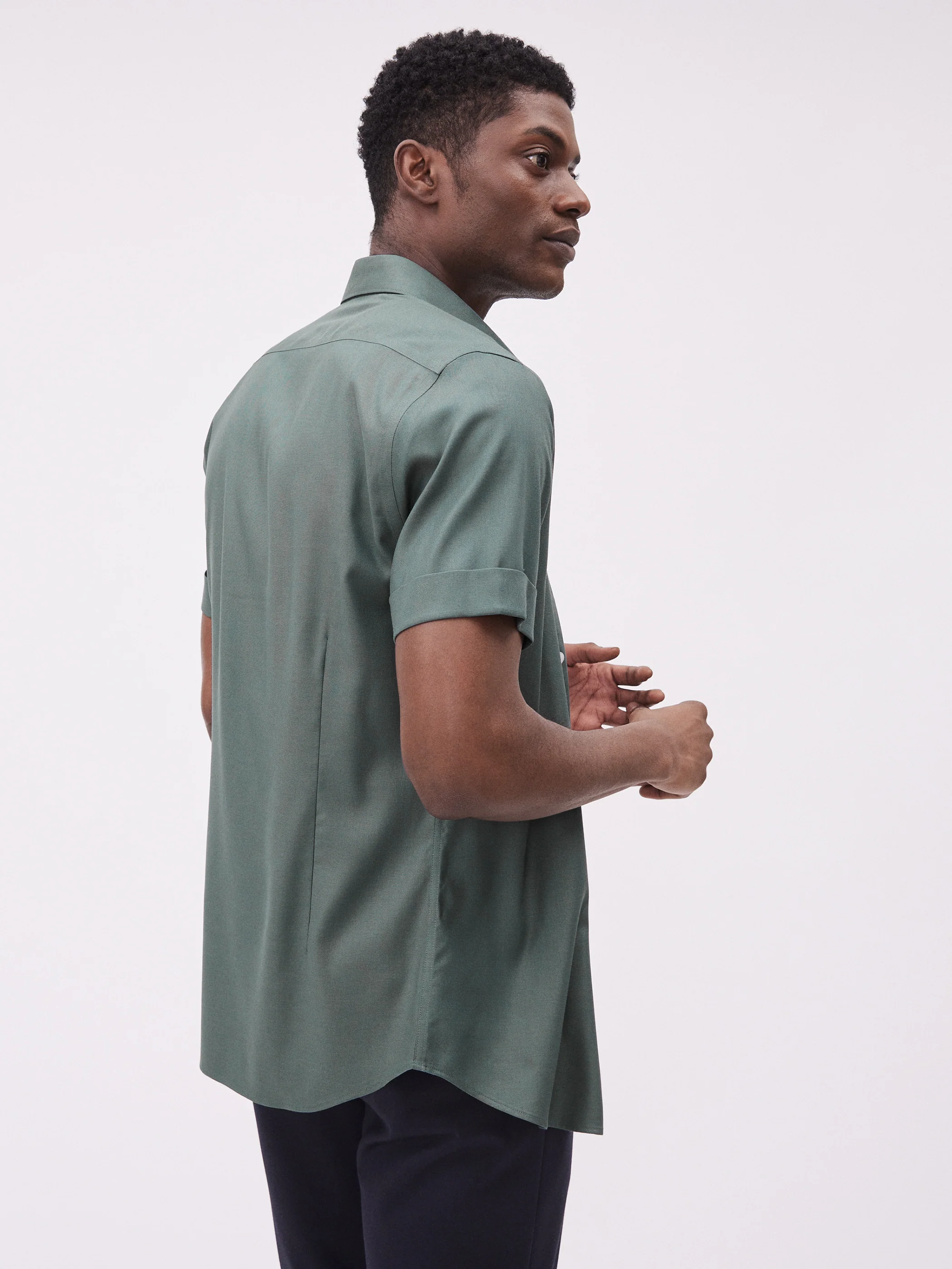Slim Fit Performance Short Sleeve Shirt - Image 12