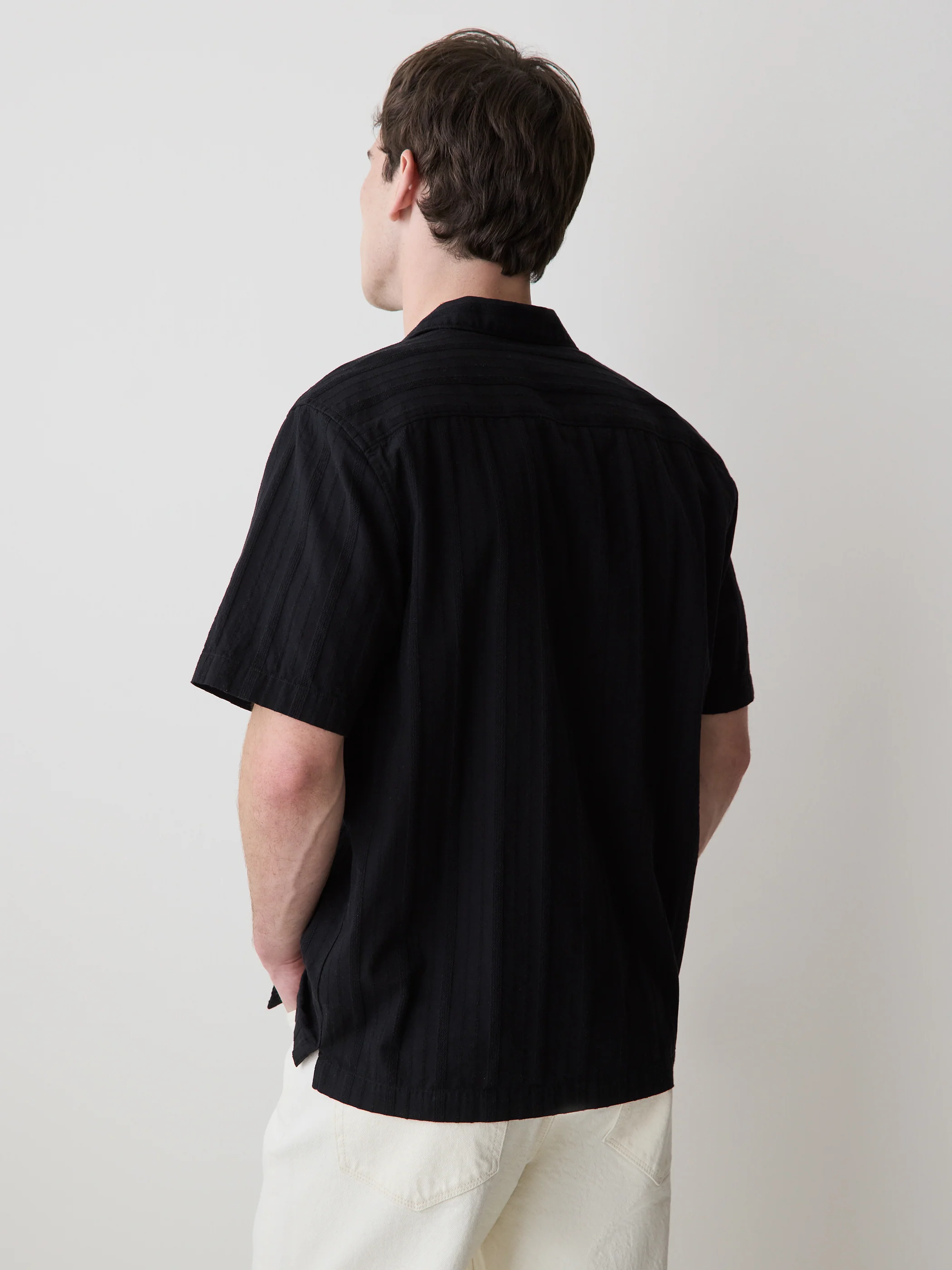 Short-Sleeve Shirt with Camp Collar - Image 3