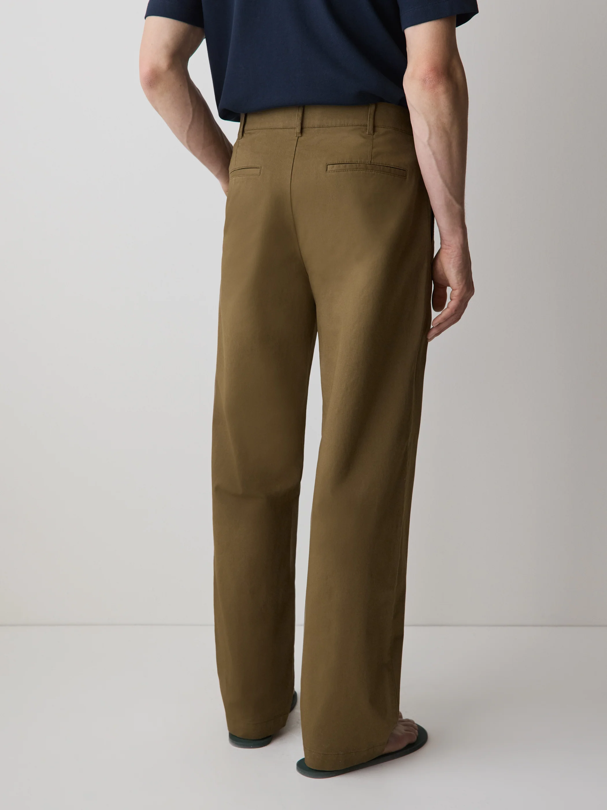Straight-Leg Relaxed Chino Pant - Image 8