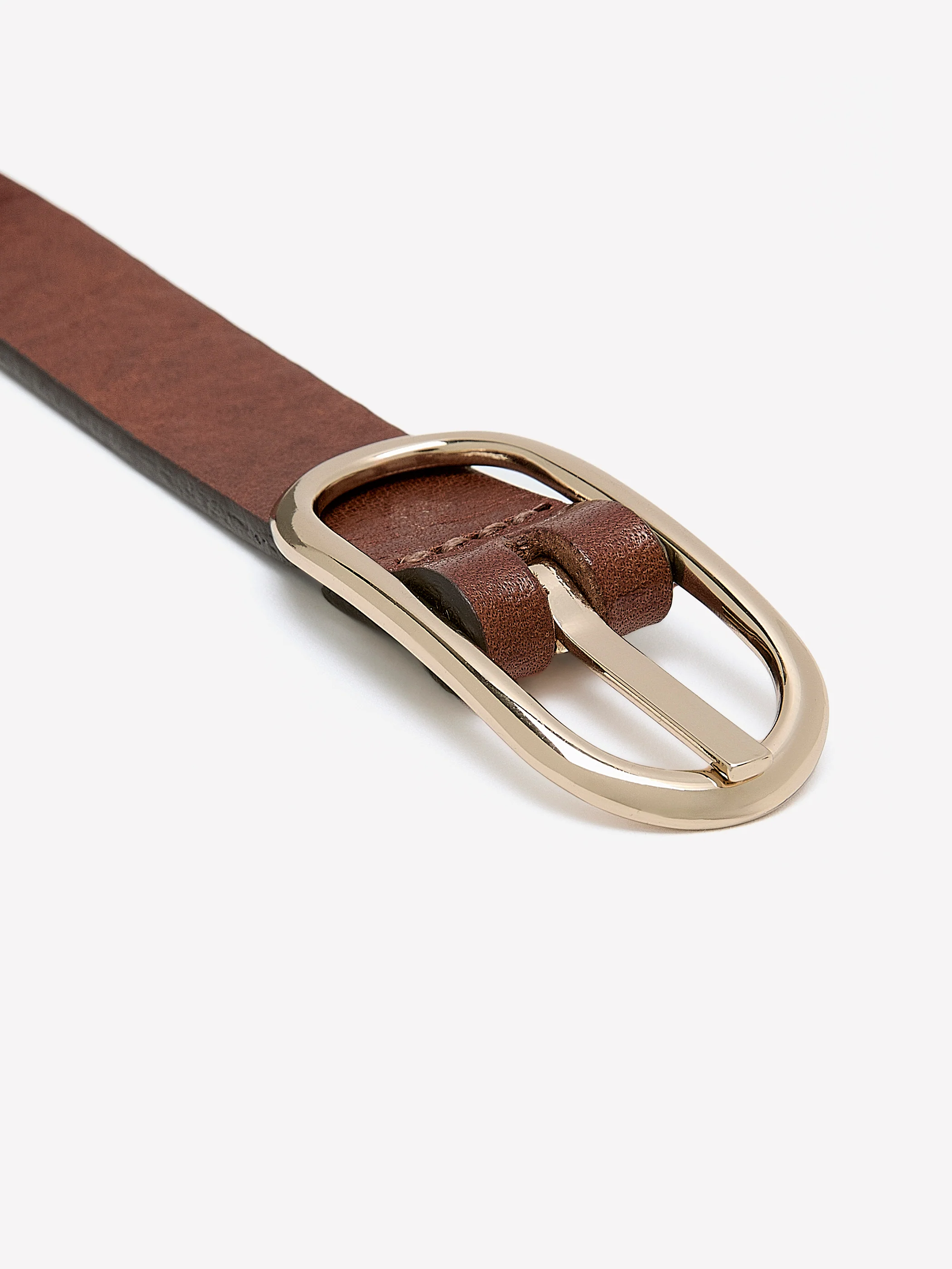 Thin Leather Belt with Oval Buckle - Image 4