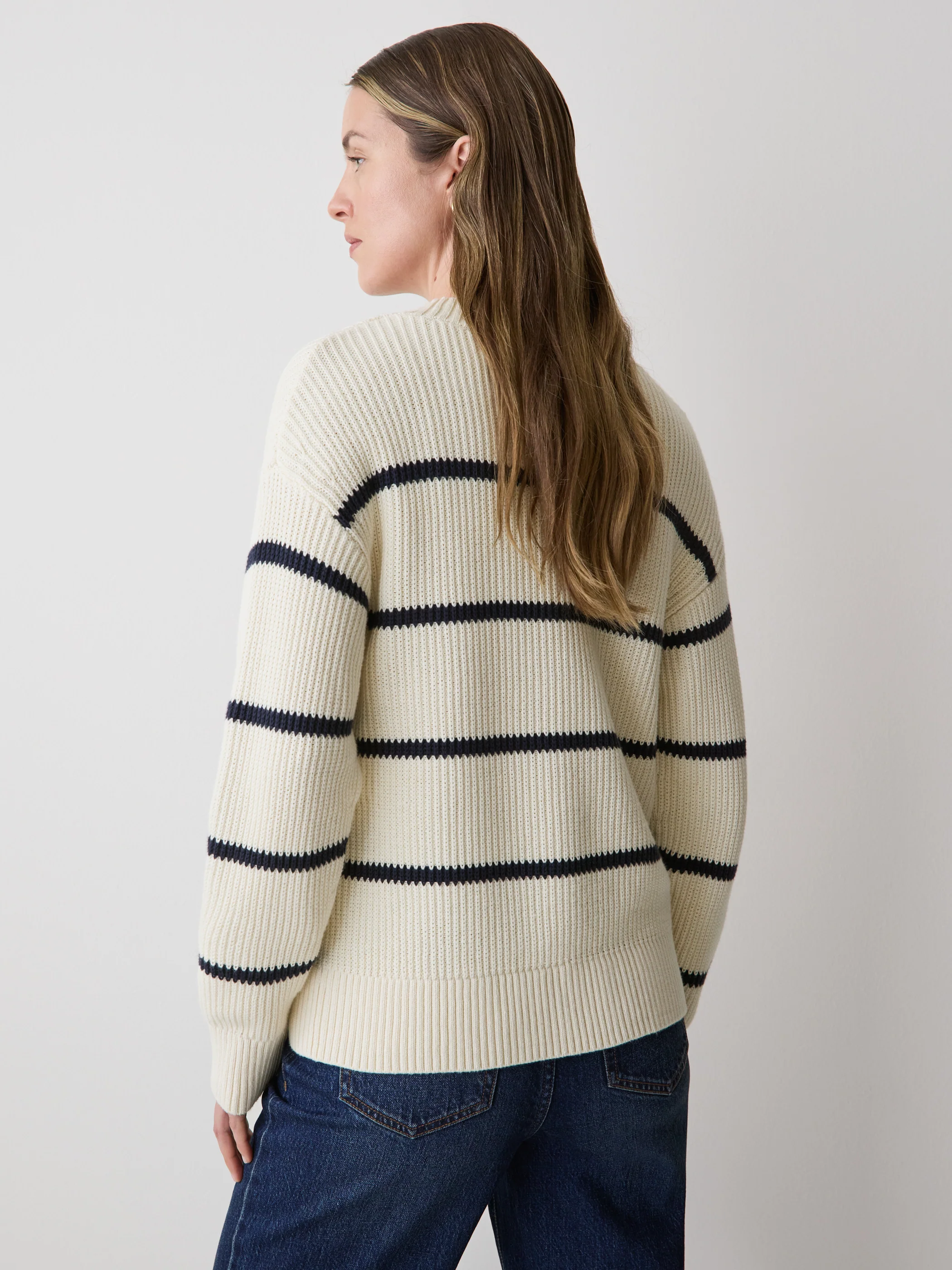 Long-Sleeve V-Neck Sweater - Image 13