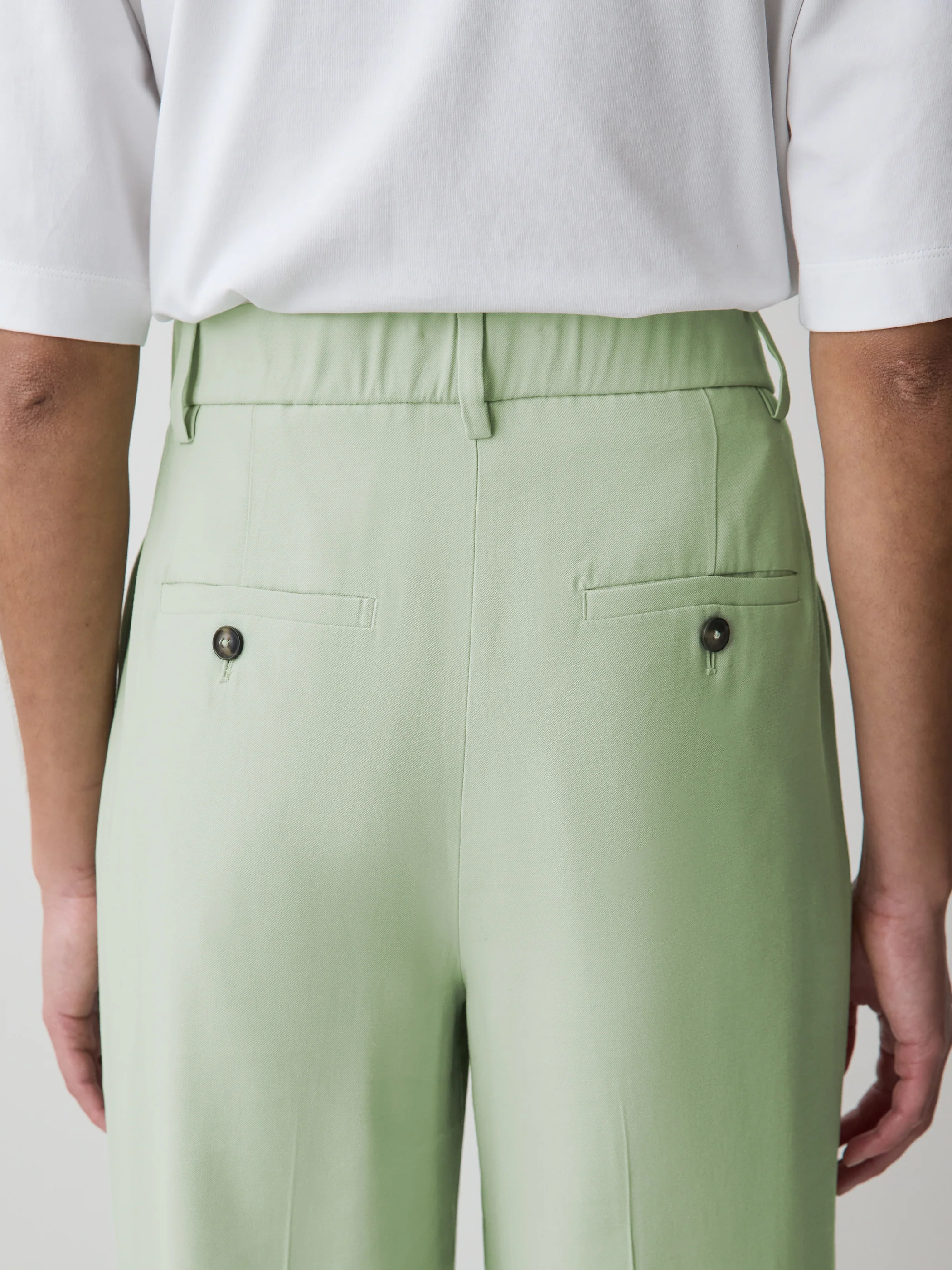 Wide-Leg High-Rise Pant with Elastic Back - Image 4