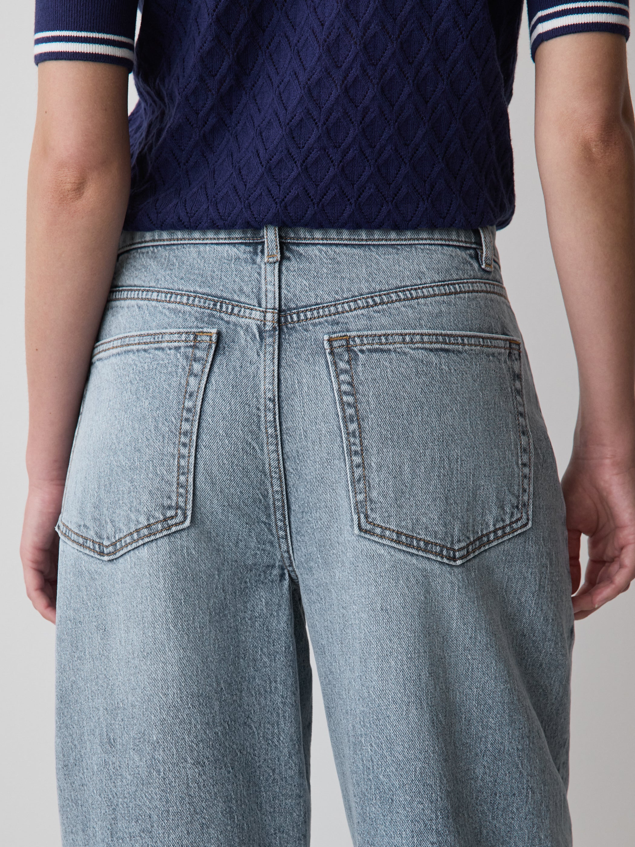 Slouchy Mid-Rise Jeans - Image 4