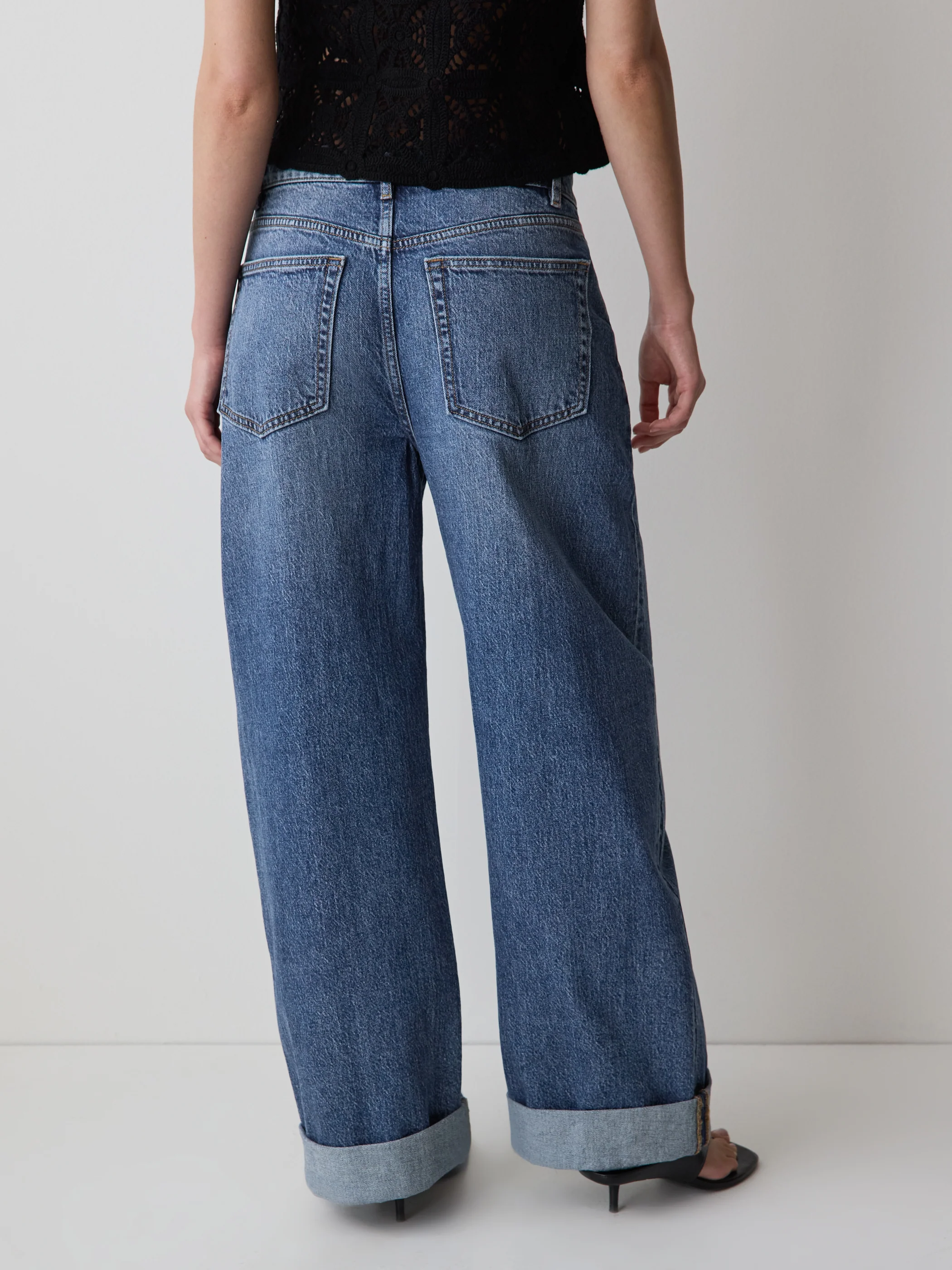 Slouchy Mid-Rise Jeans - Image 9